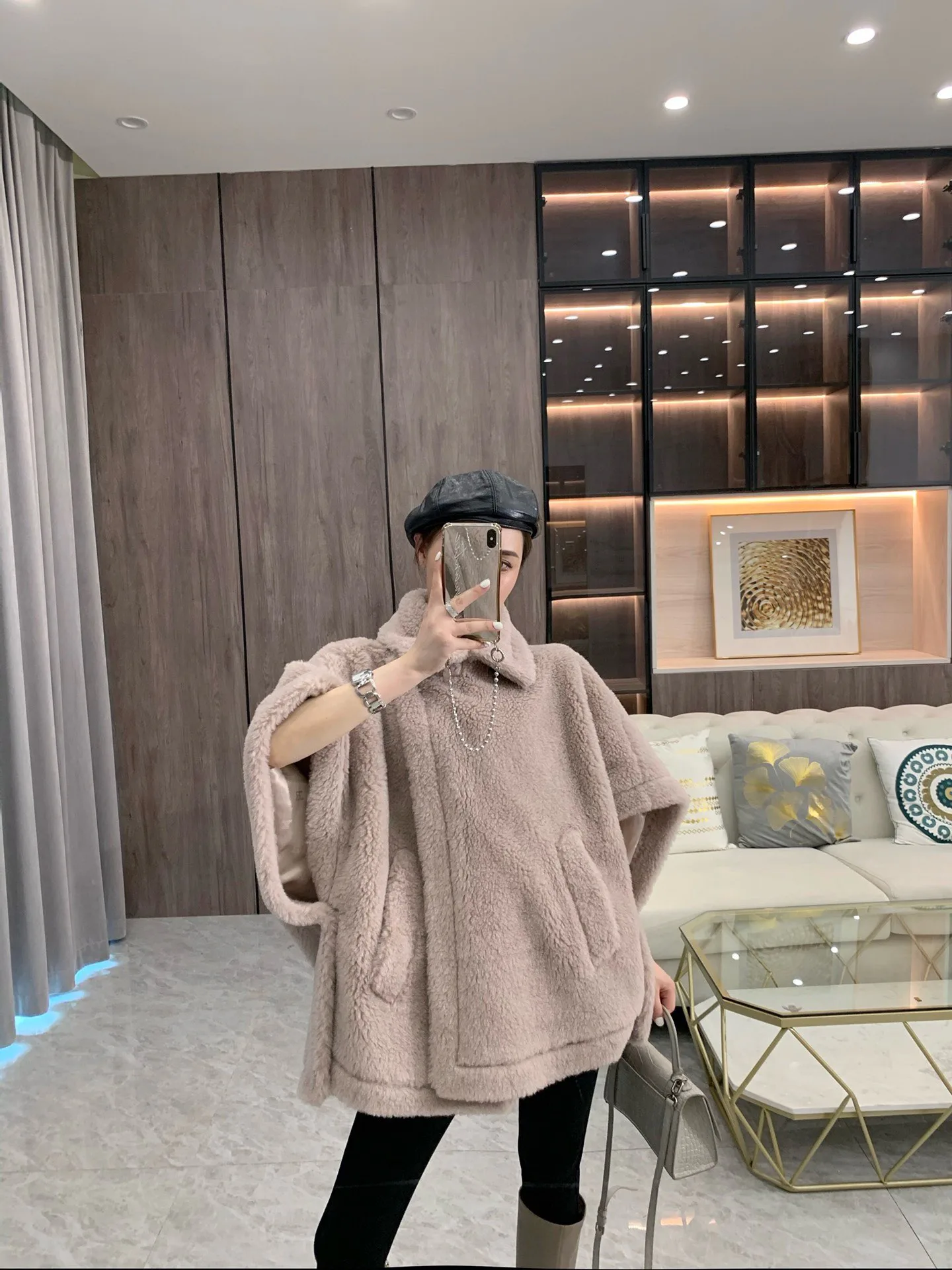 Шубы Женские Max Mara Шубы Женские Max Mara