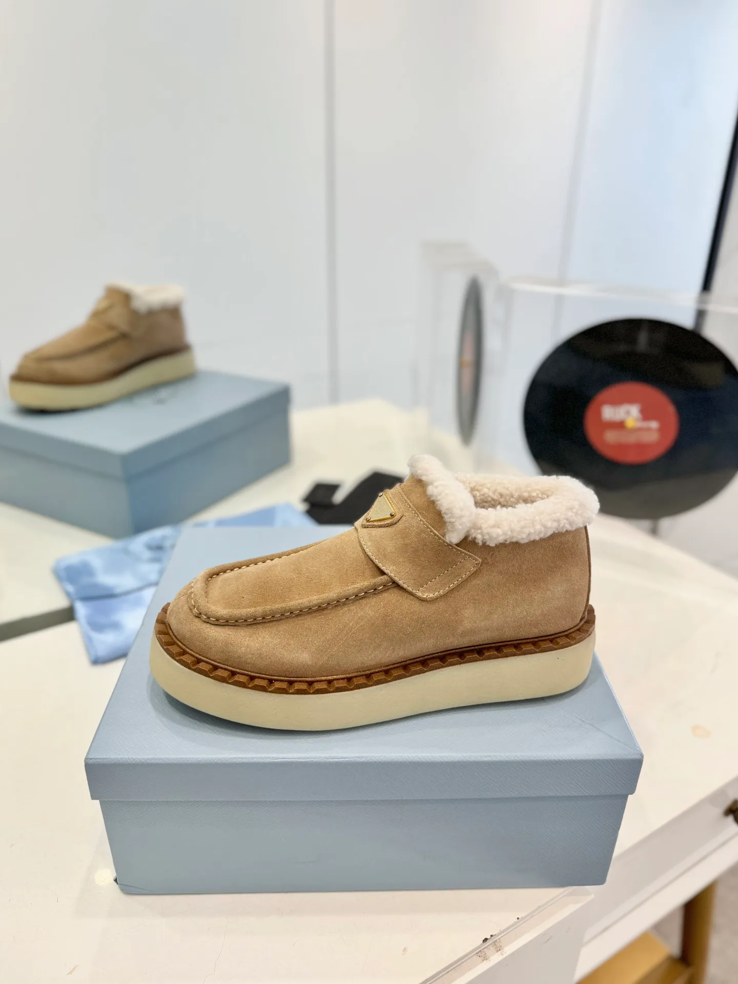 Угги Женские Prada 19047337