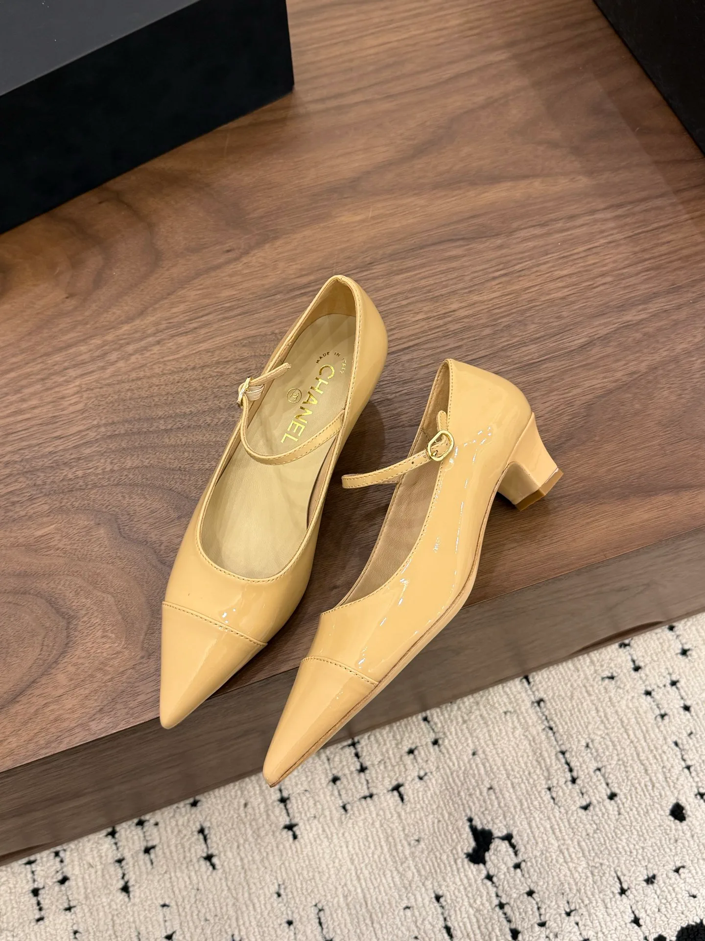 Туфли Женские Chanel 12399482