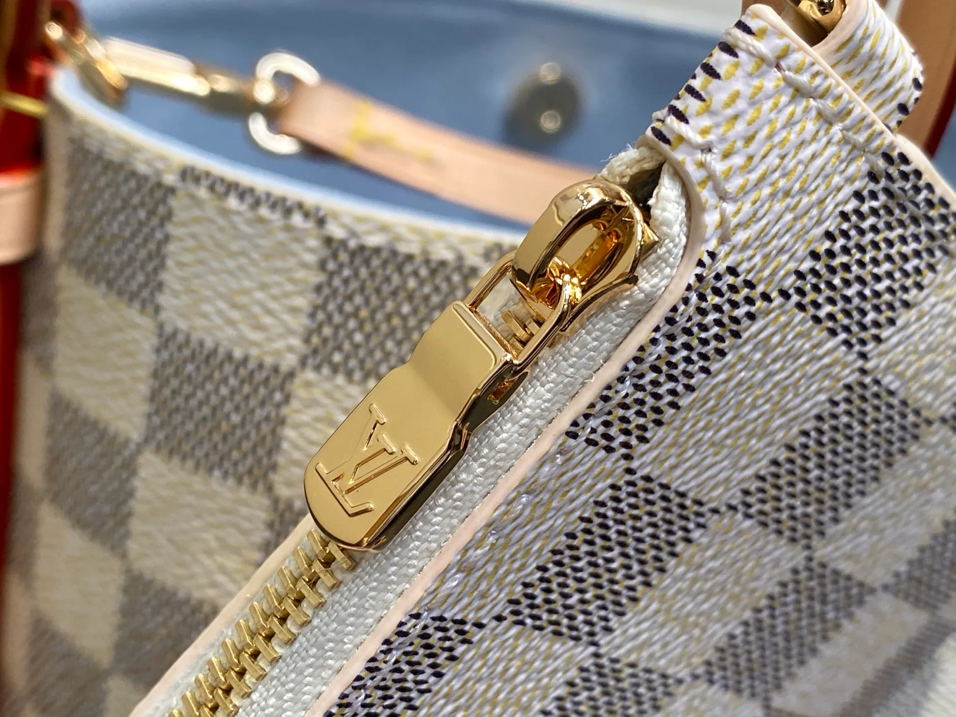Классические Сумки Женские Louis Vuitton 11724327