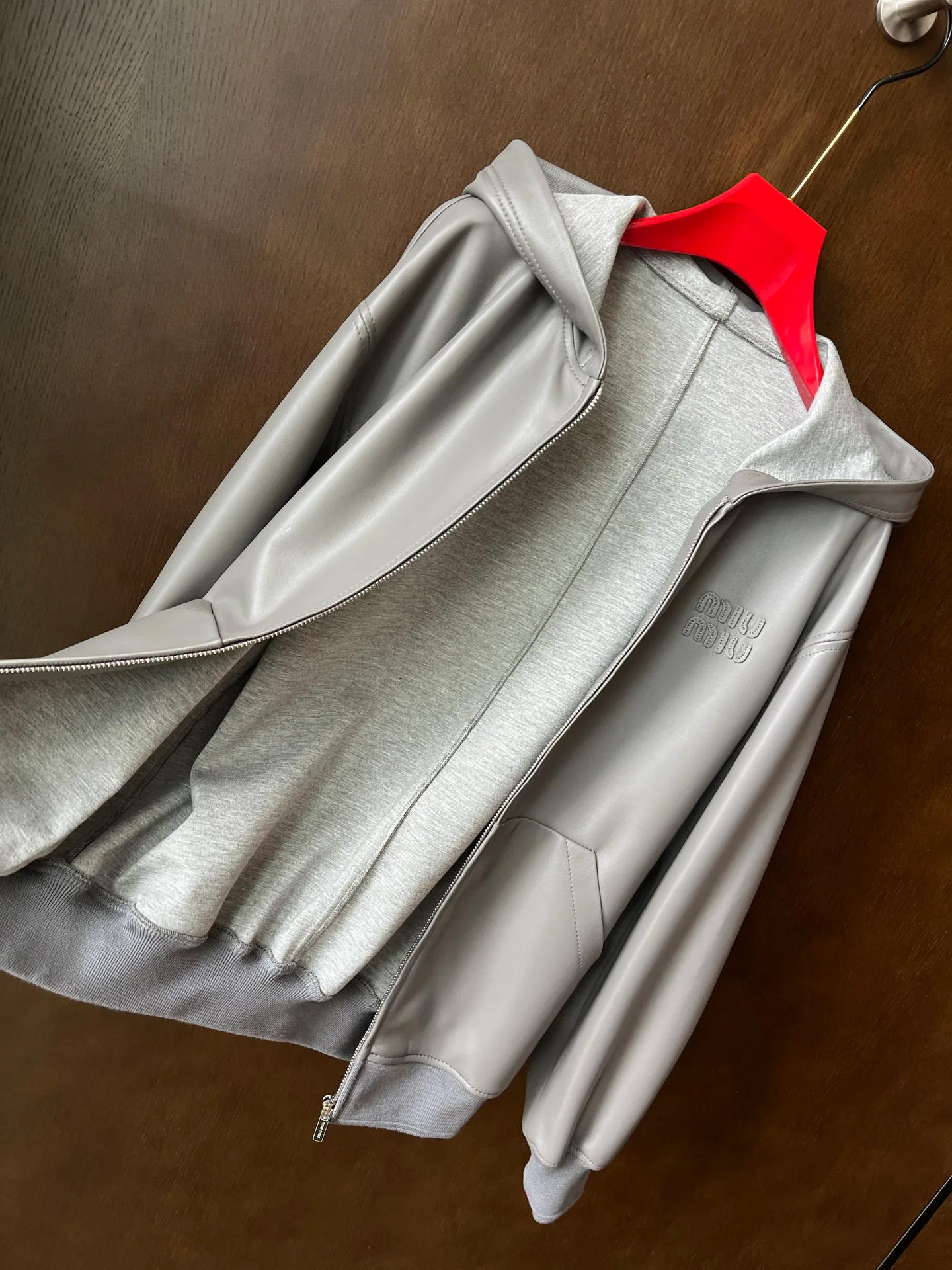 Куртки И Пуховики Женские Miu Miu 87679