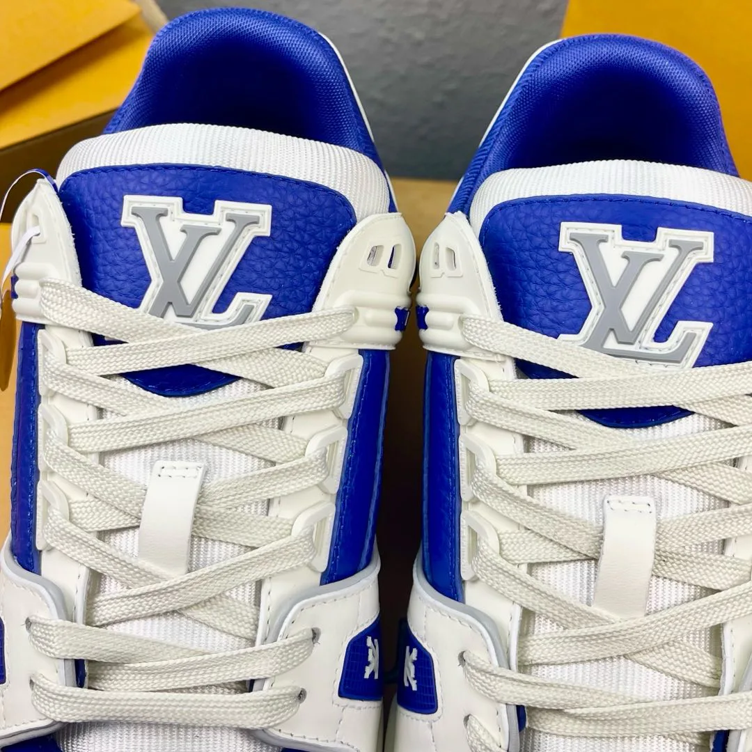 Кроссовки Женские Louis Vuitton 2679346