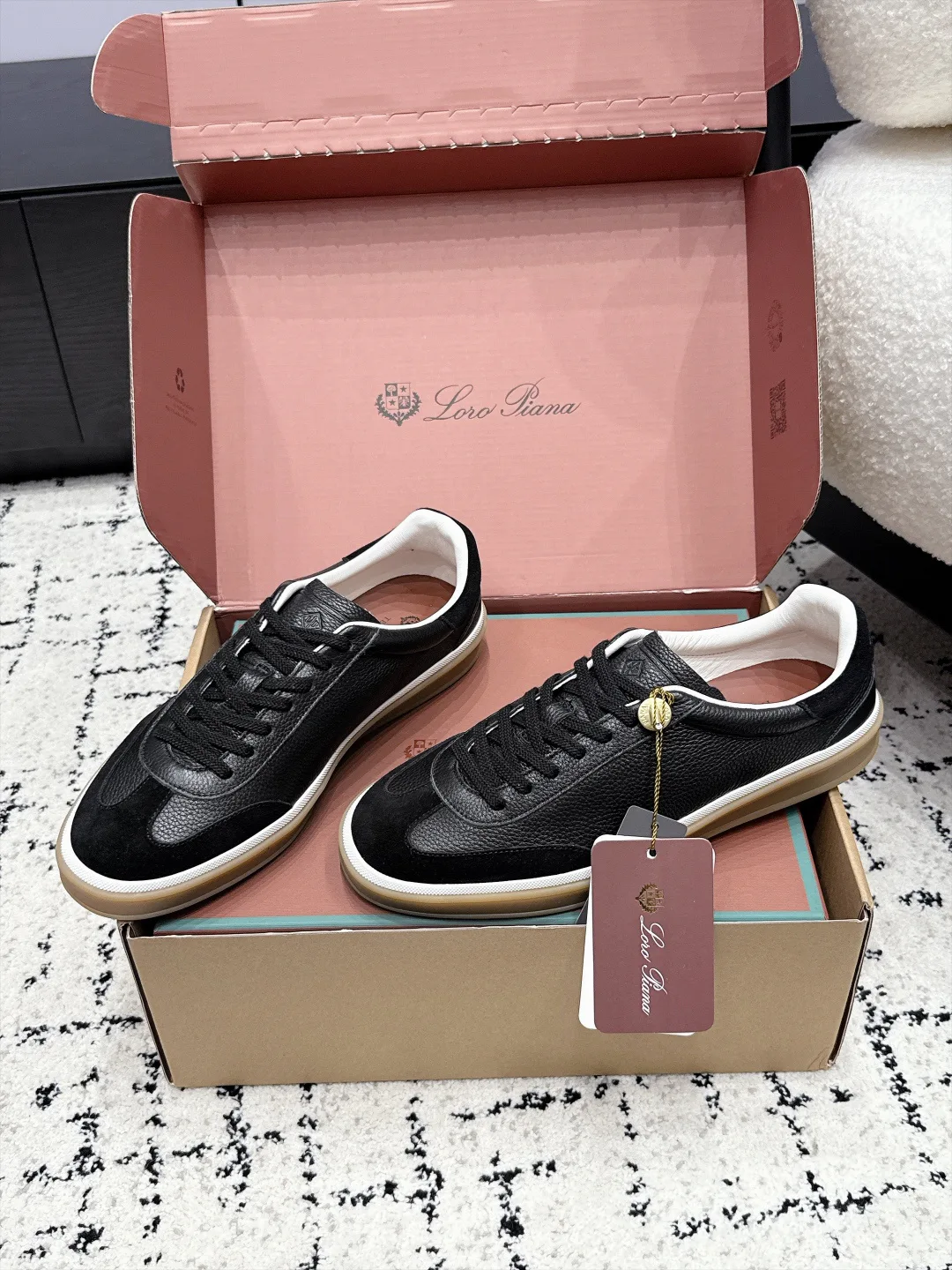 Кроссовки Женские Loro Piana 18133341