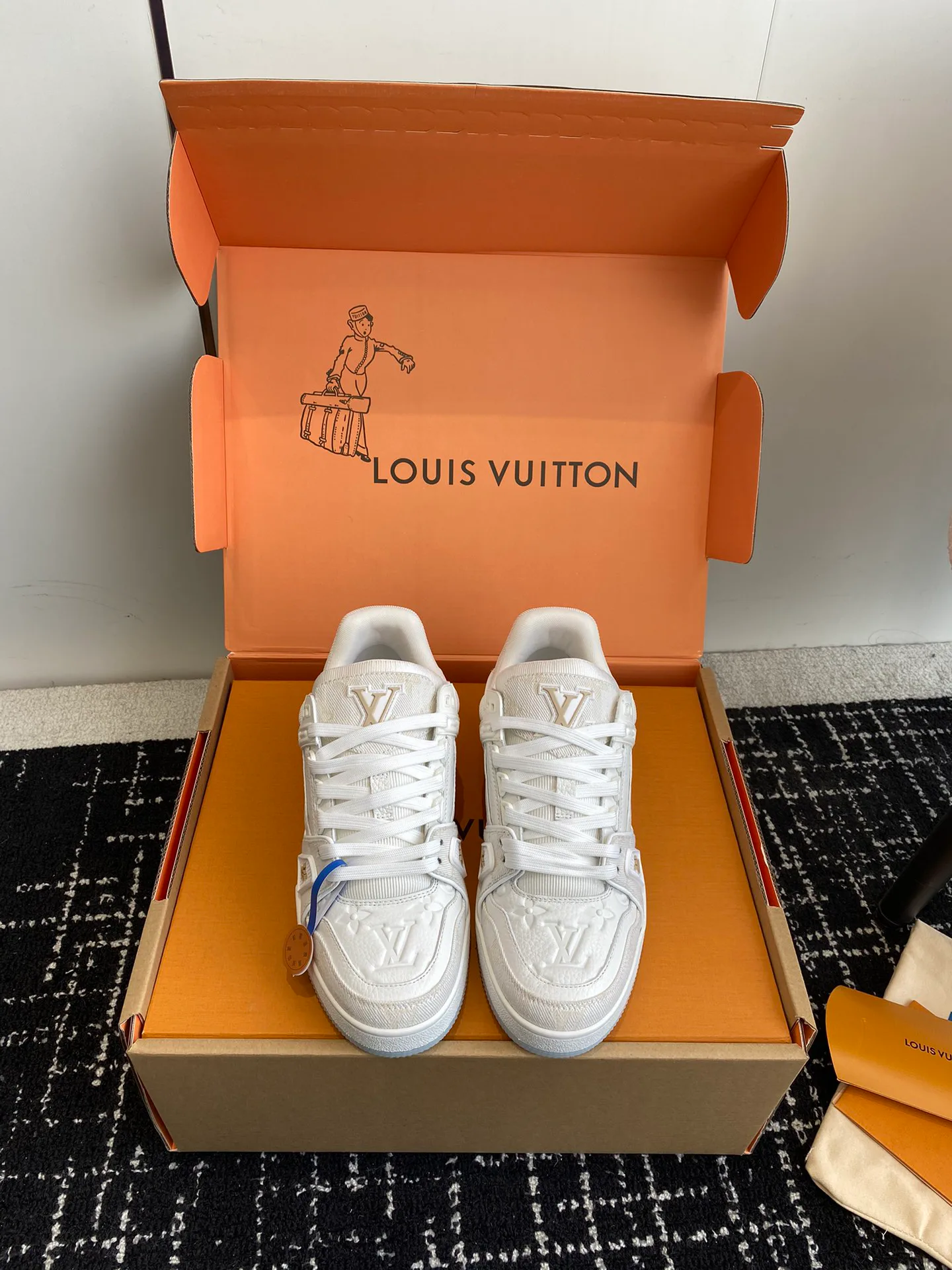 Кроссовки Женские Louis Vuitton 5790913