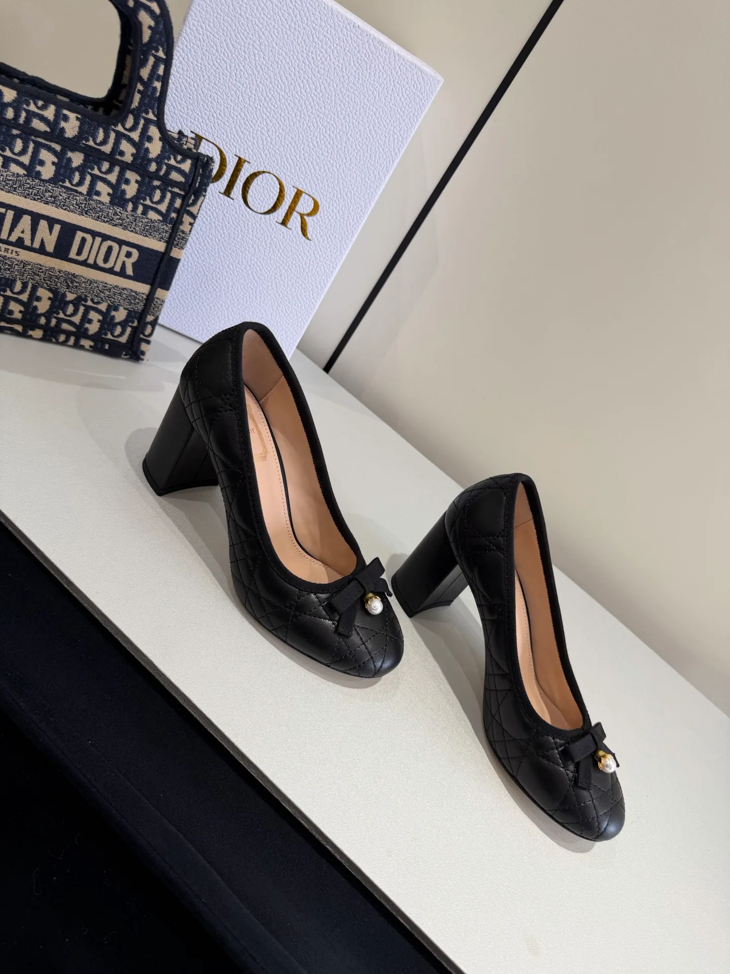 Туфли Женские Christian Dior 18369748
