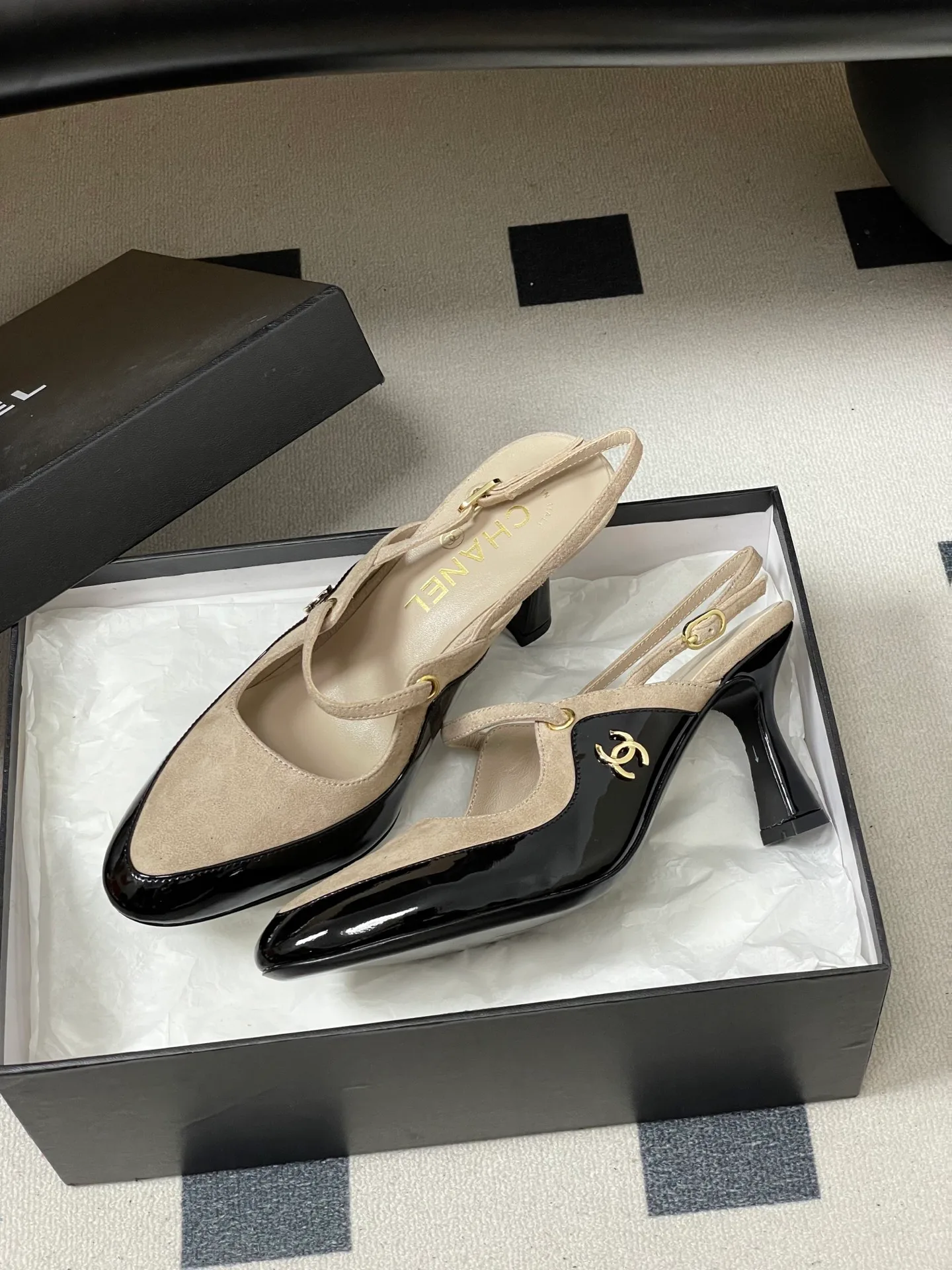 Босоножки Женские Chanel 11627644