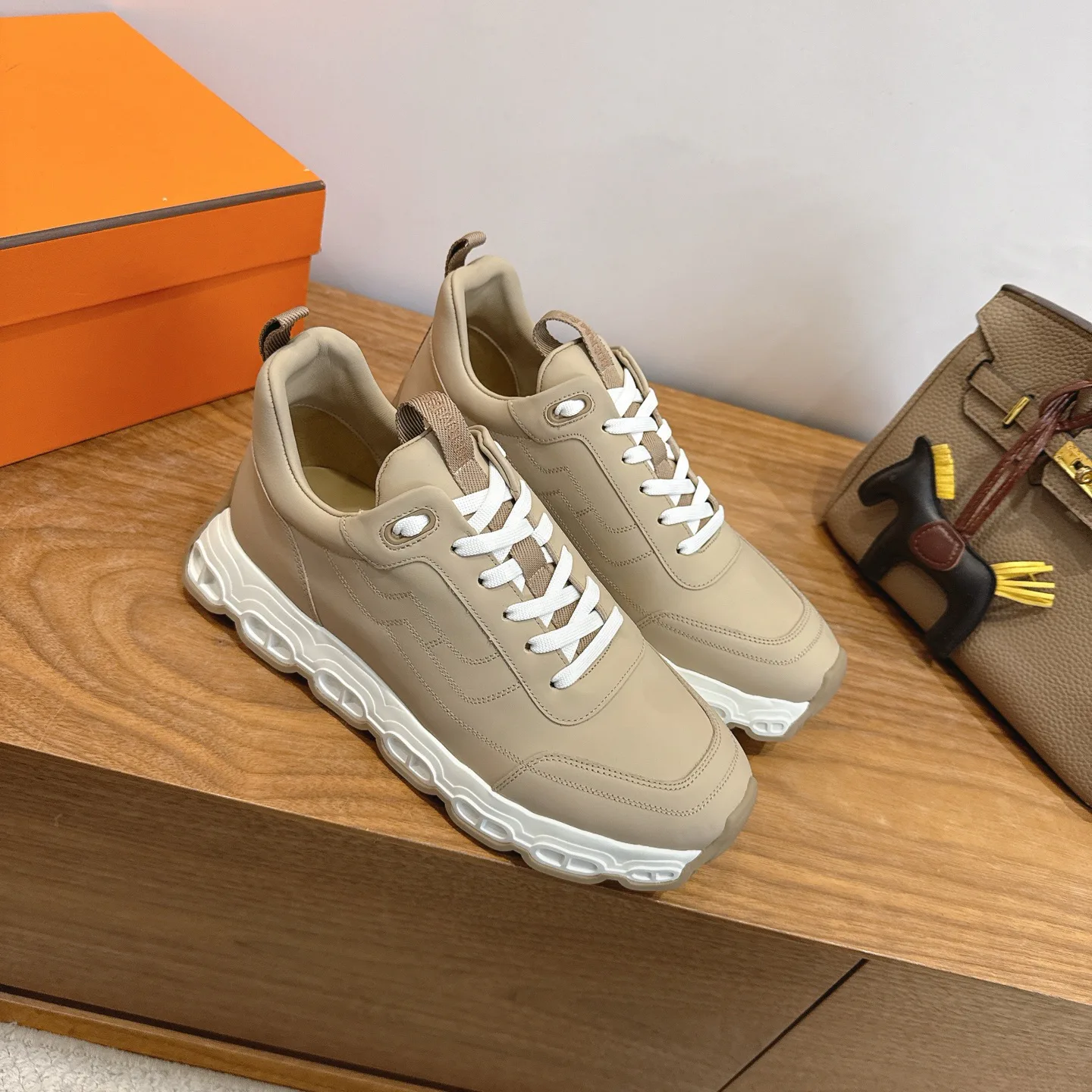 Кроссовки Женские Hermes 10031797