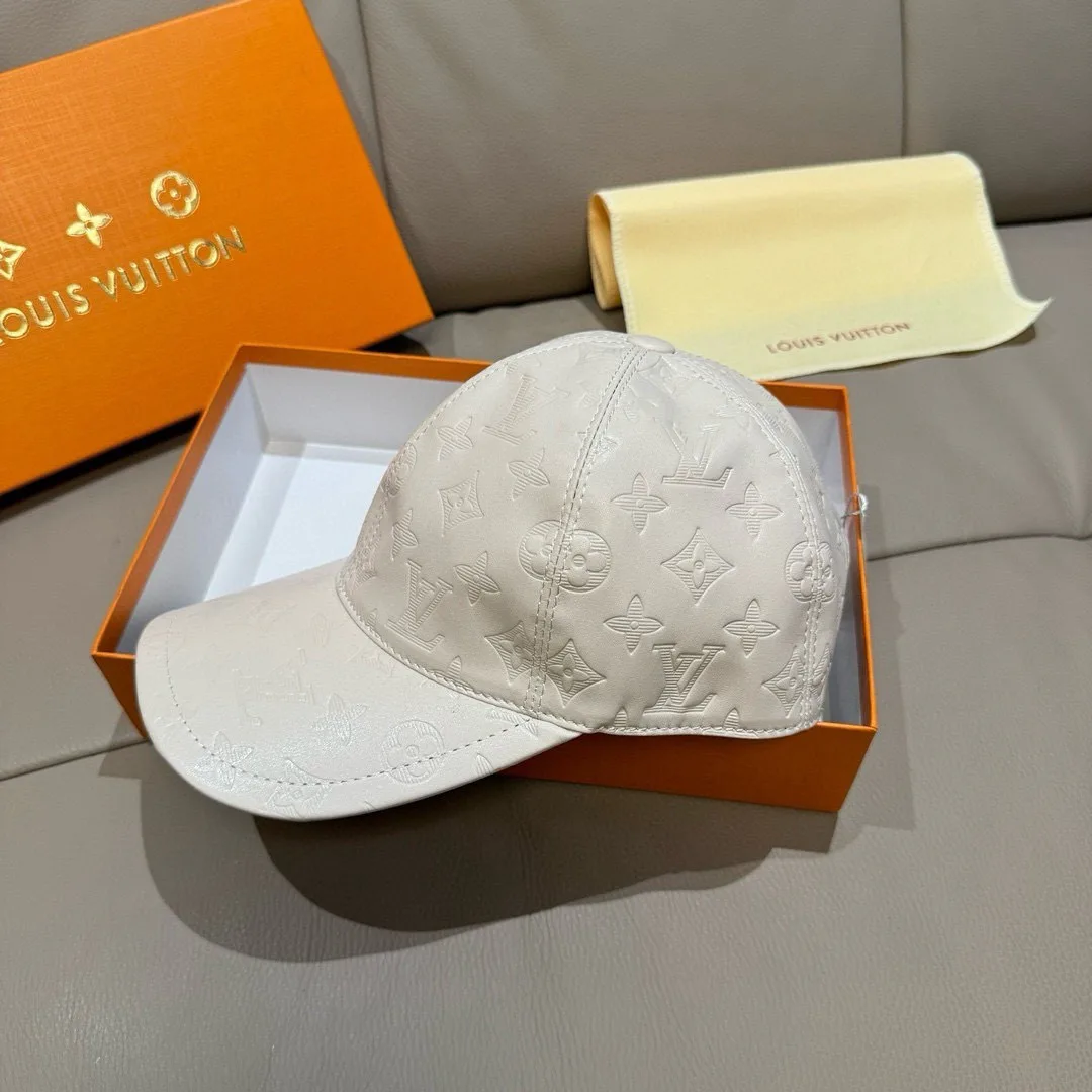 Головные Уборы Louis Vuitton 18105278