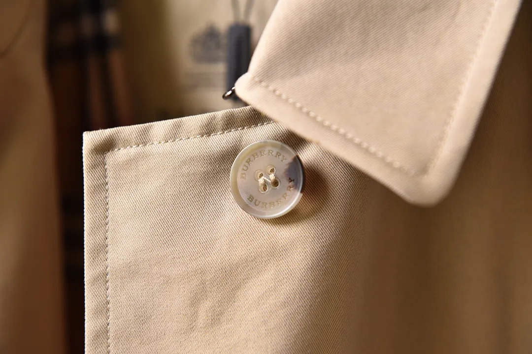 Пальто Женские Burberry 10956300