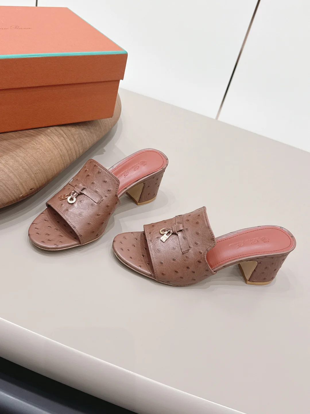 Сандалии Женские Loro Piana 13269192
