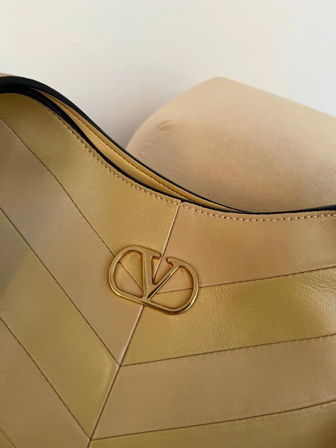 Сумки На Ремне Женские Valentino 870026