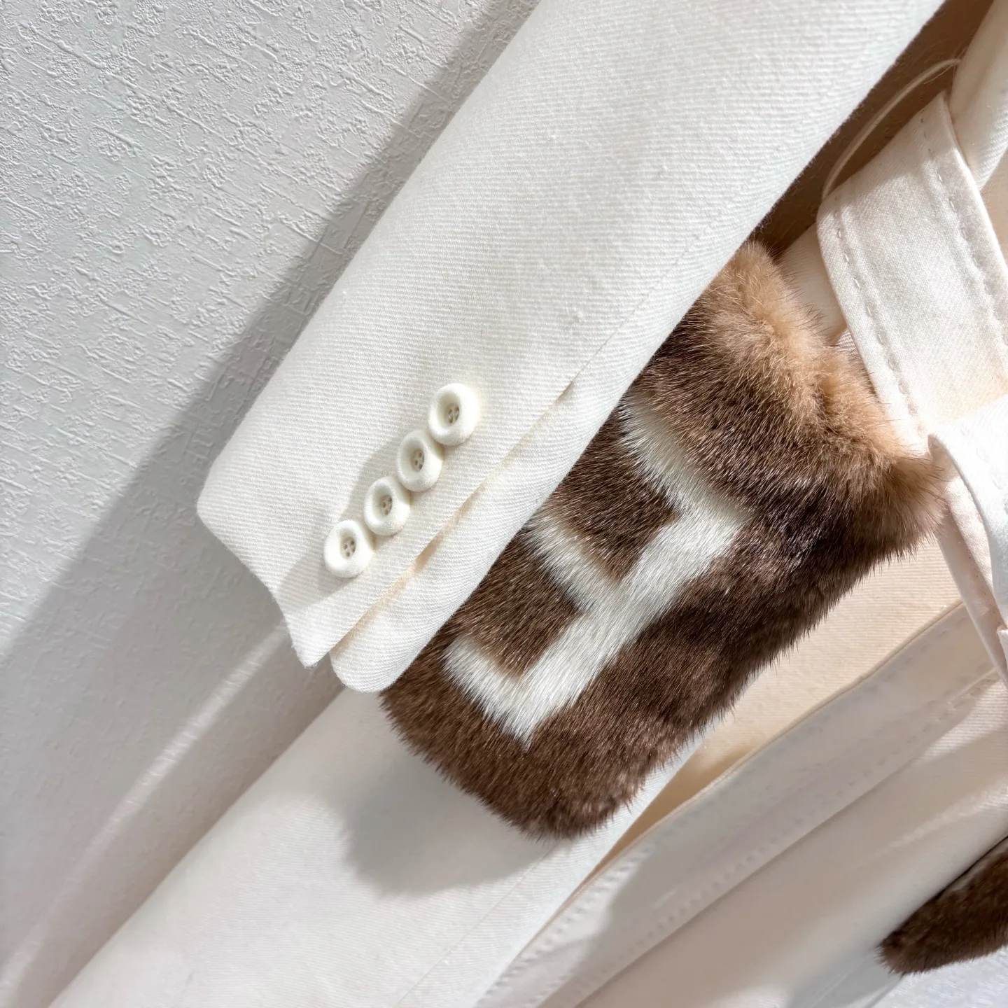 Пальто Женские Fendi 19485431