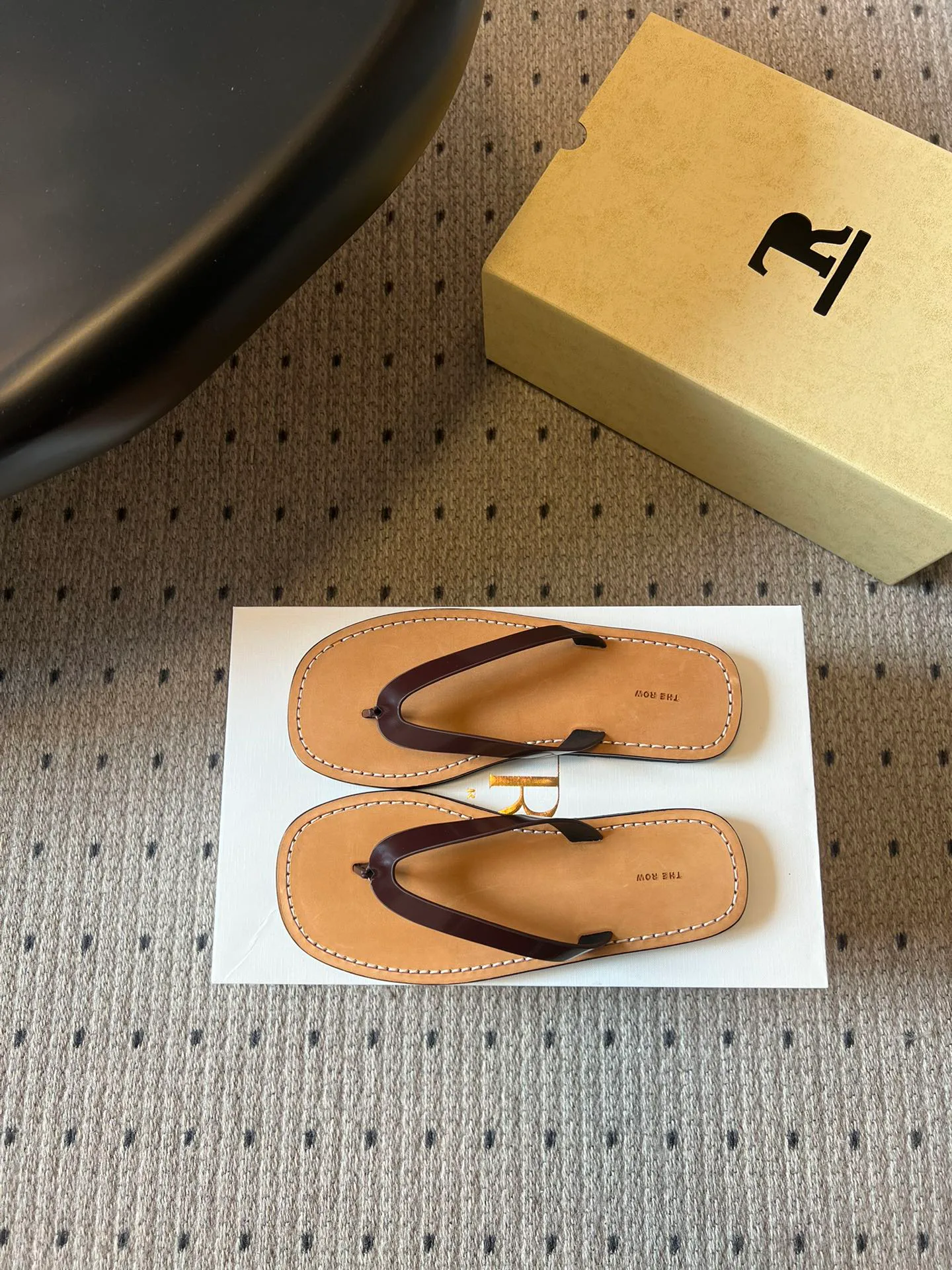 Шлепанцы Женские The Row 11850689