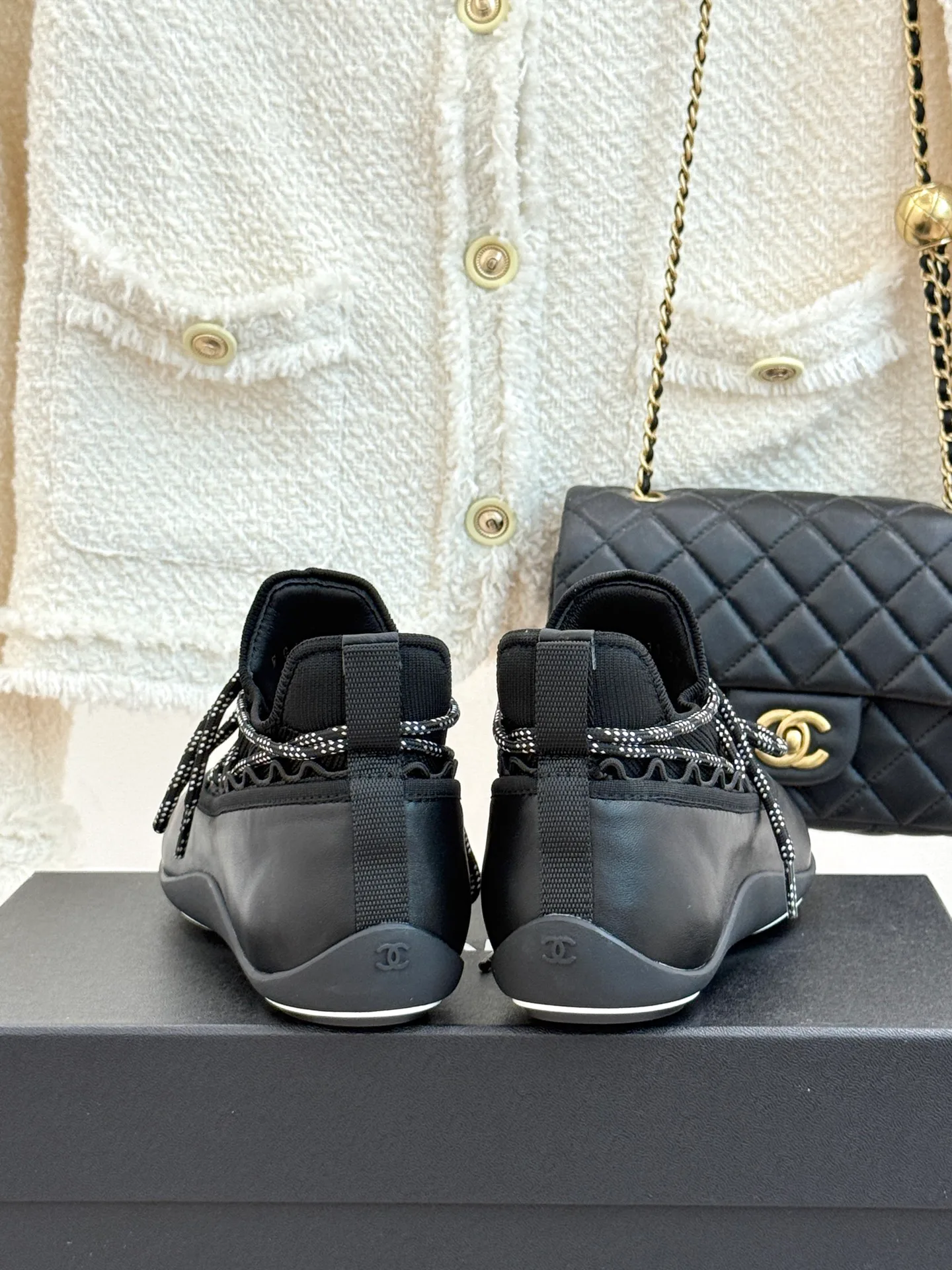 Кроссовки Женские Chanel 16891578
