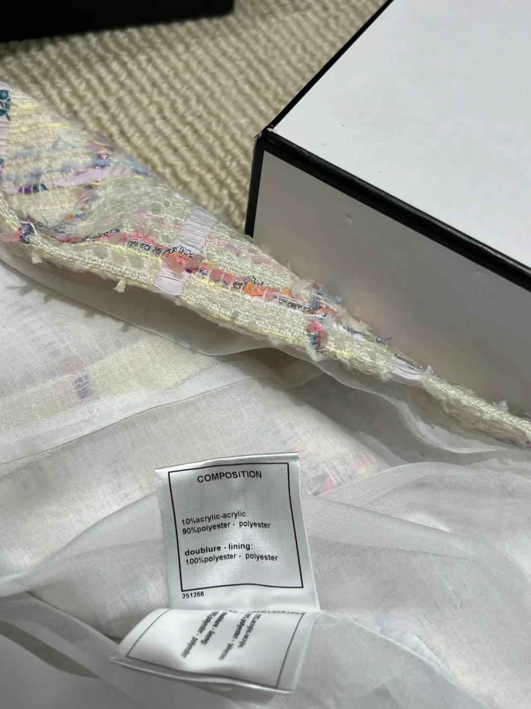 Платья Женские Chanel 17633419
