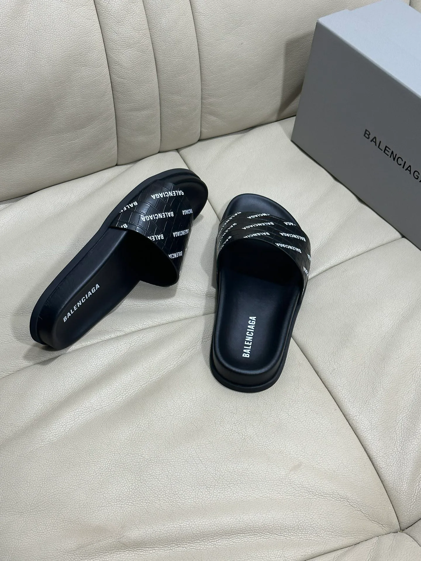 Шлепанцы Мужские Balenciaga 15119