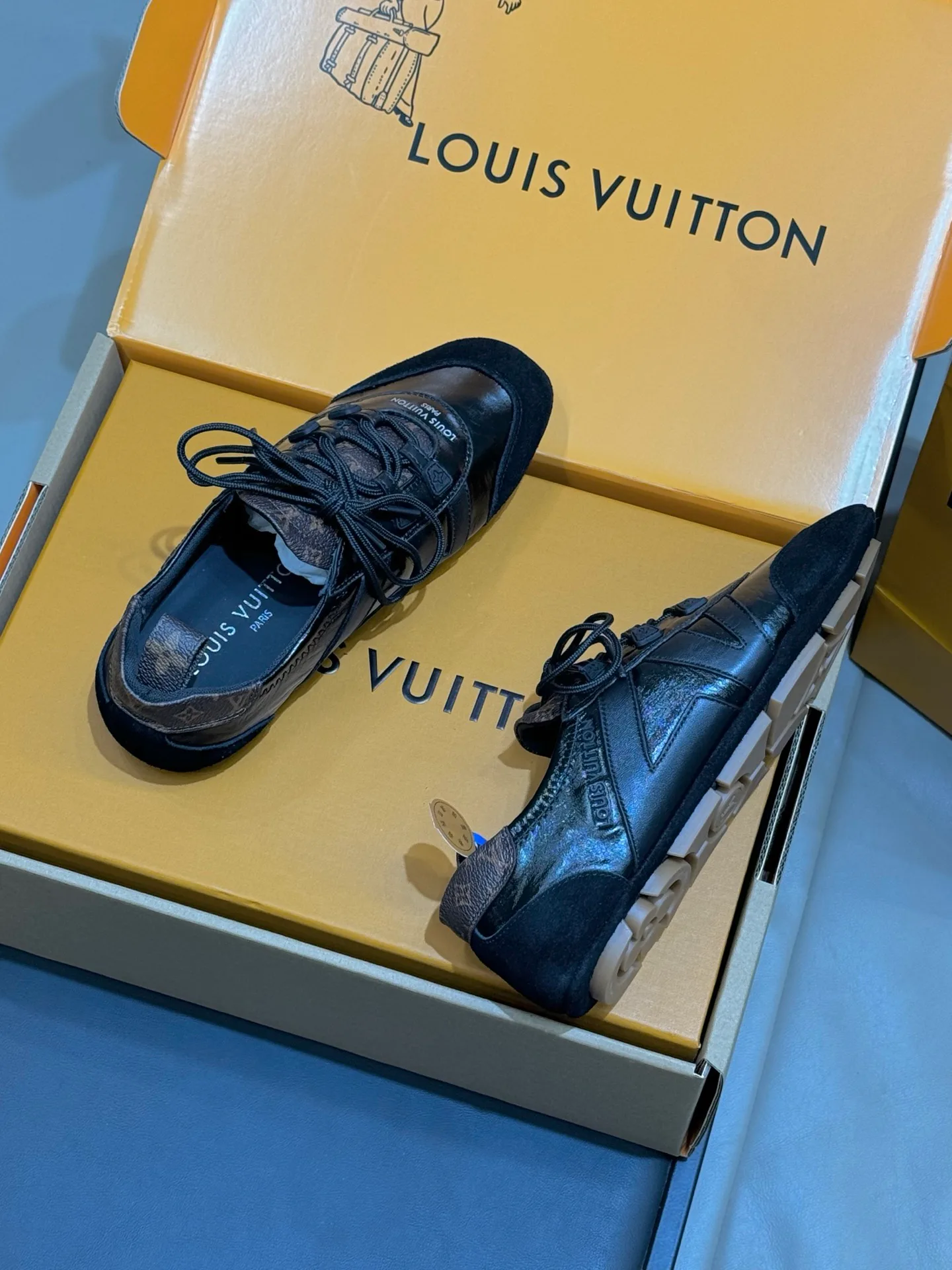 Кроссовки Женские Louis Vuitton 870546