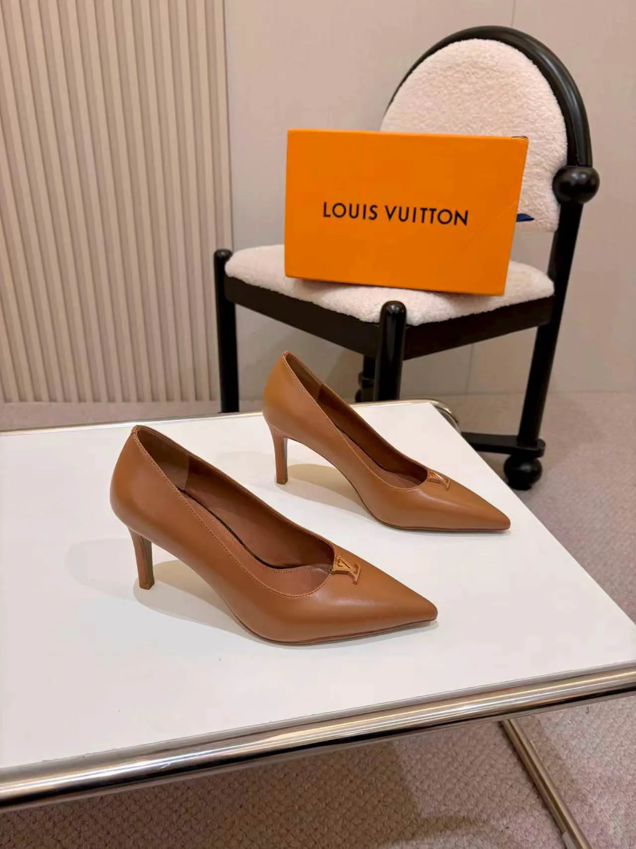 Туфли Женские Louis Vuitton 19763824