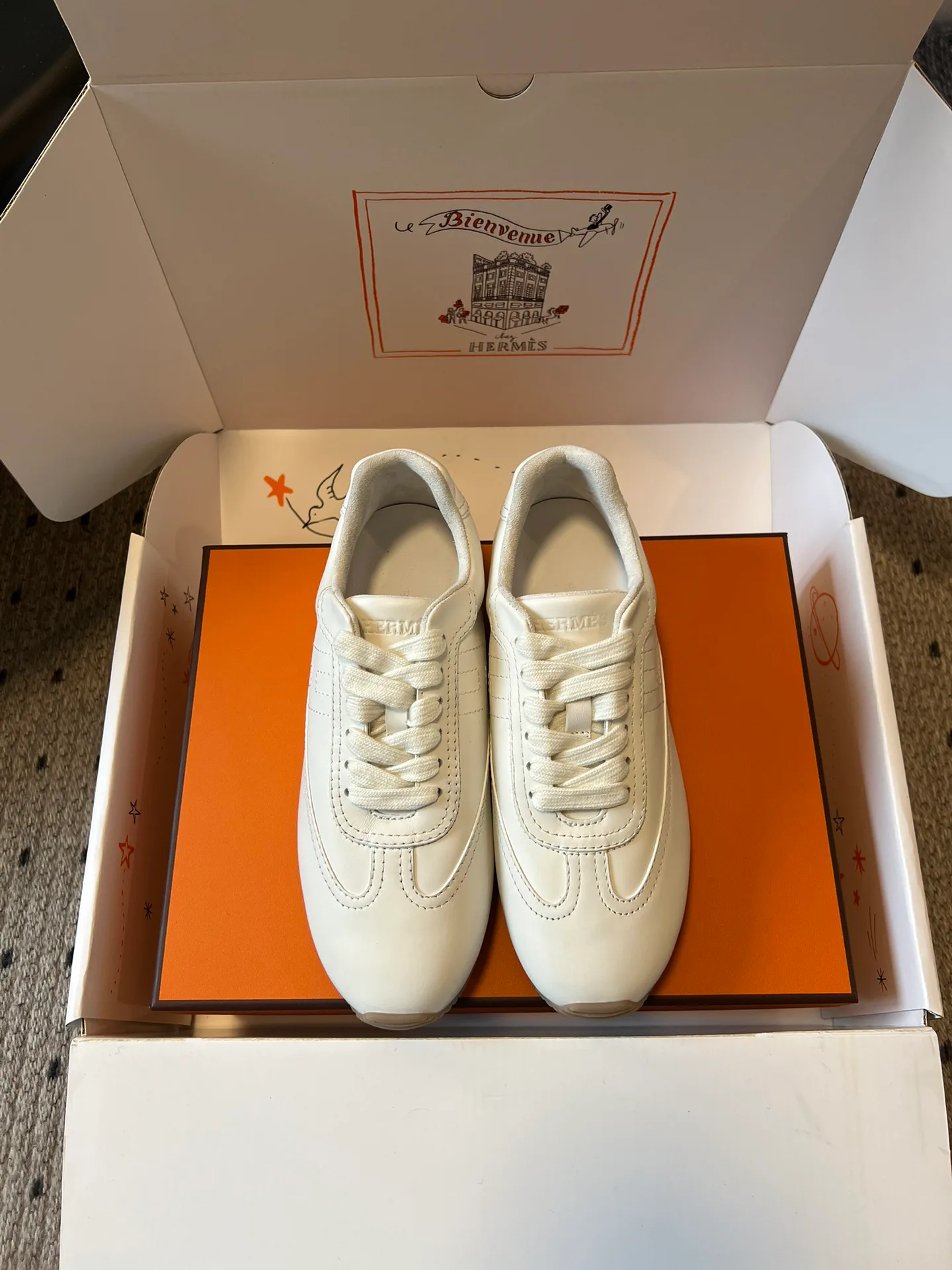 Кроссовки Женские Hermes 10209608