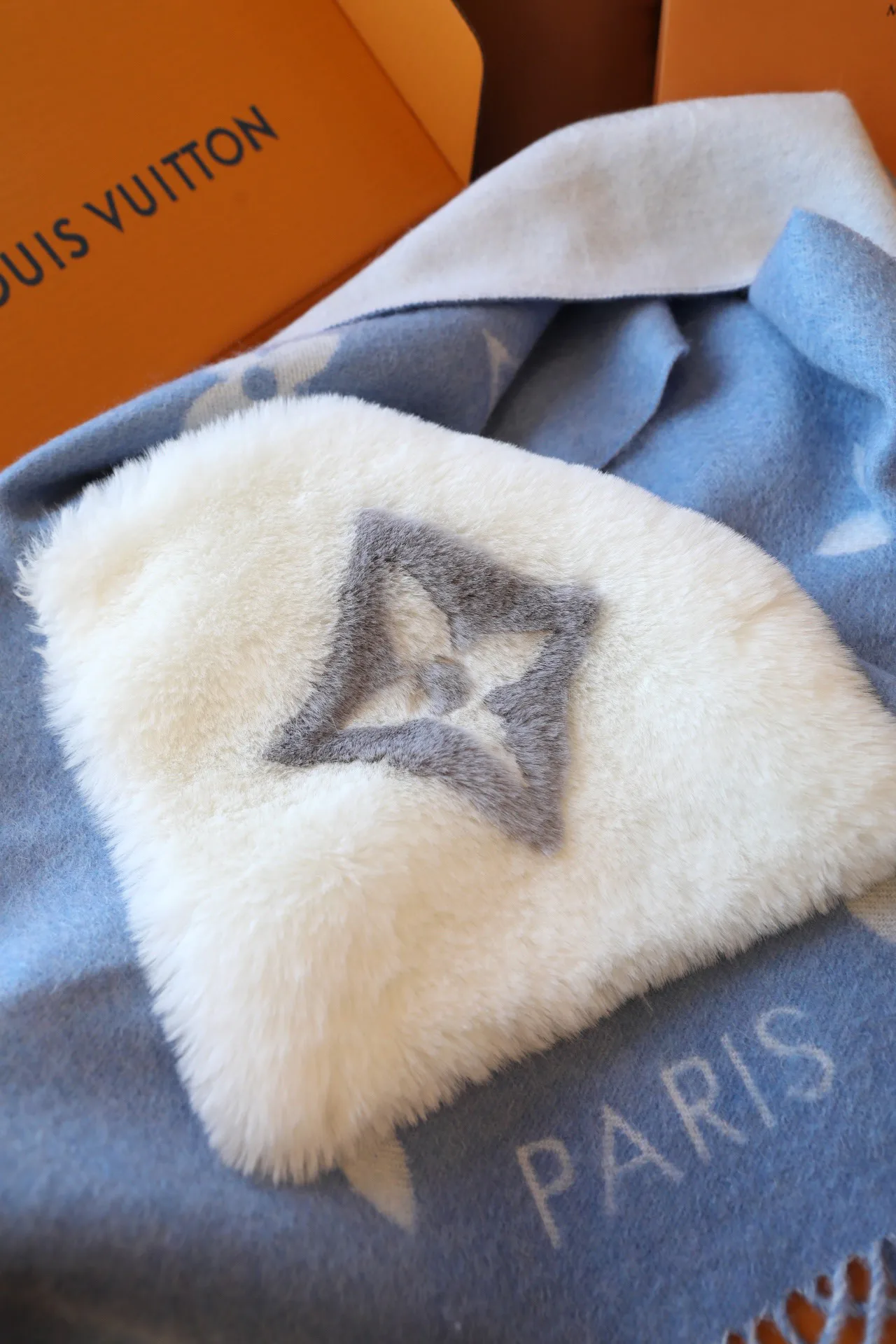 Шарфы Louis Vuitton 11654296