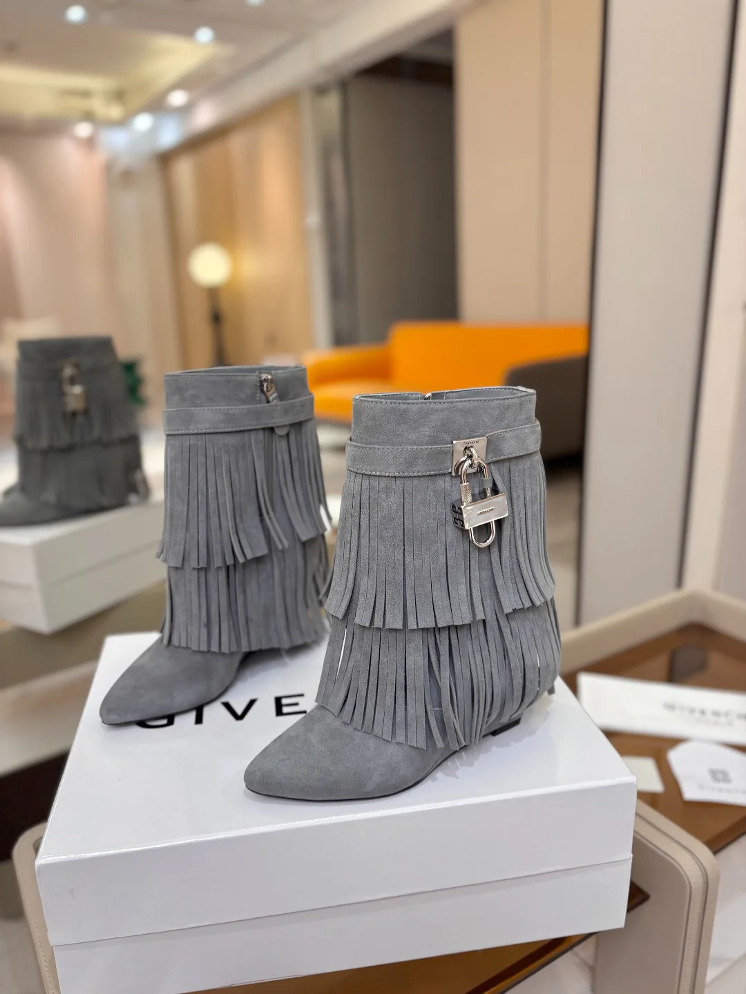 Ботинки Женские Givenchy 520247