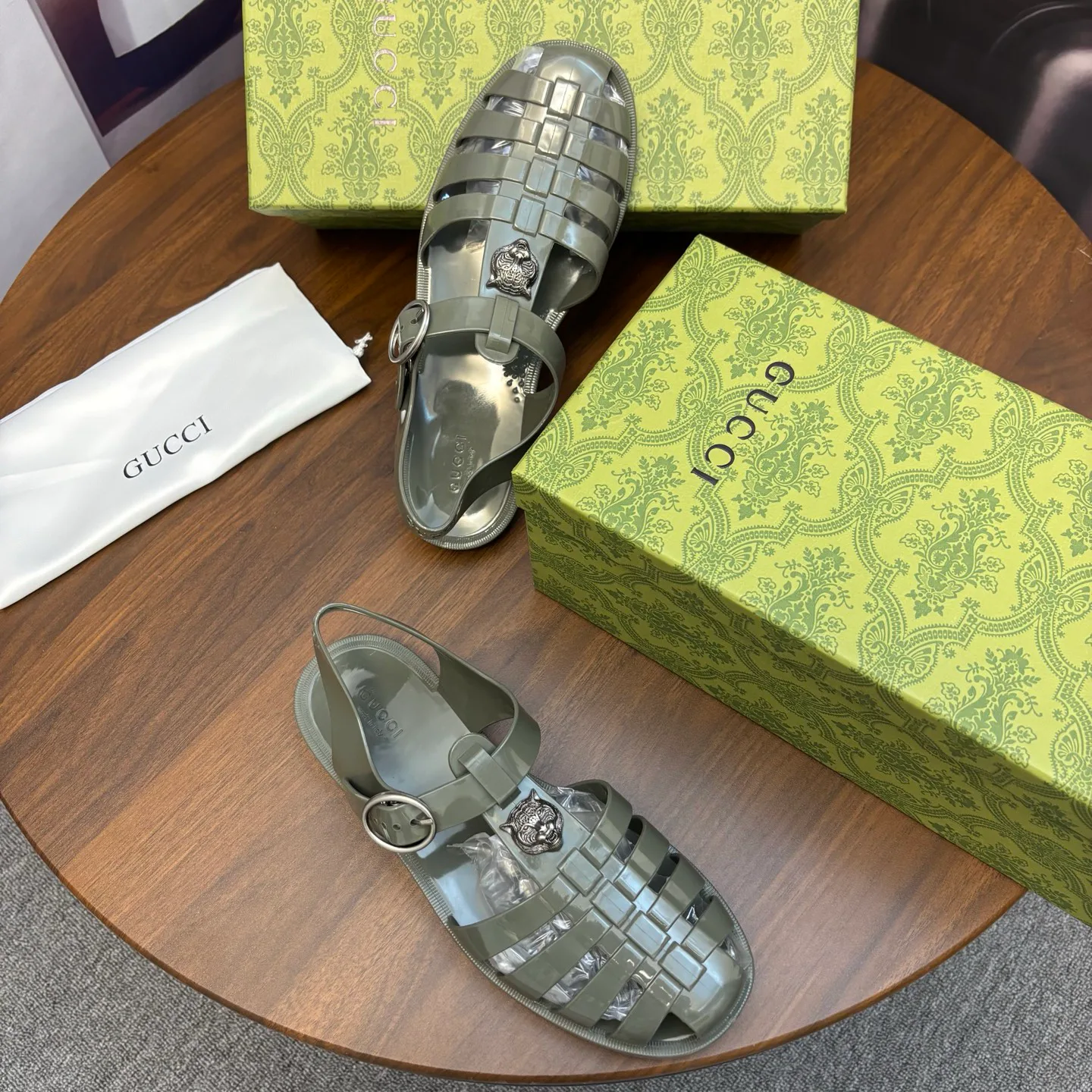 Сандалии Женские Gucci 493966