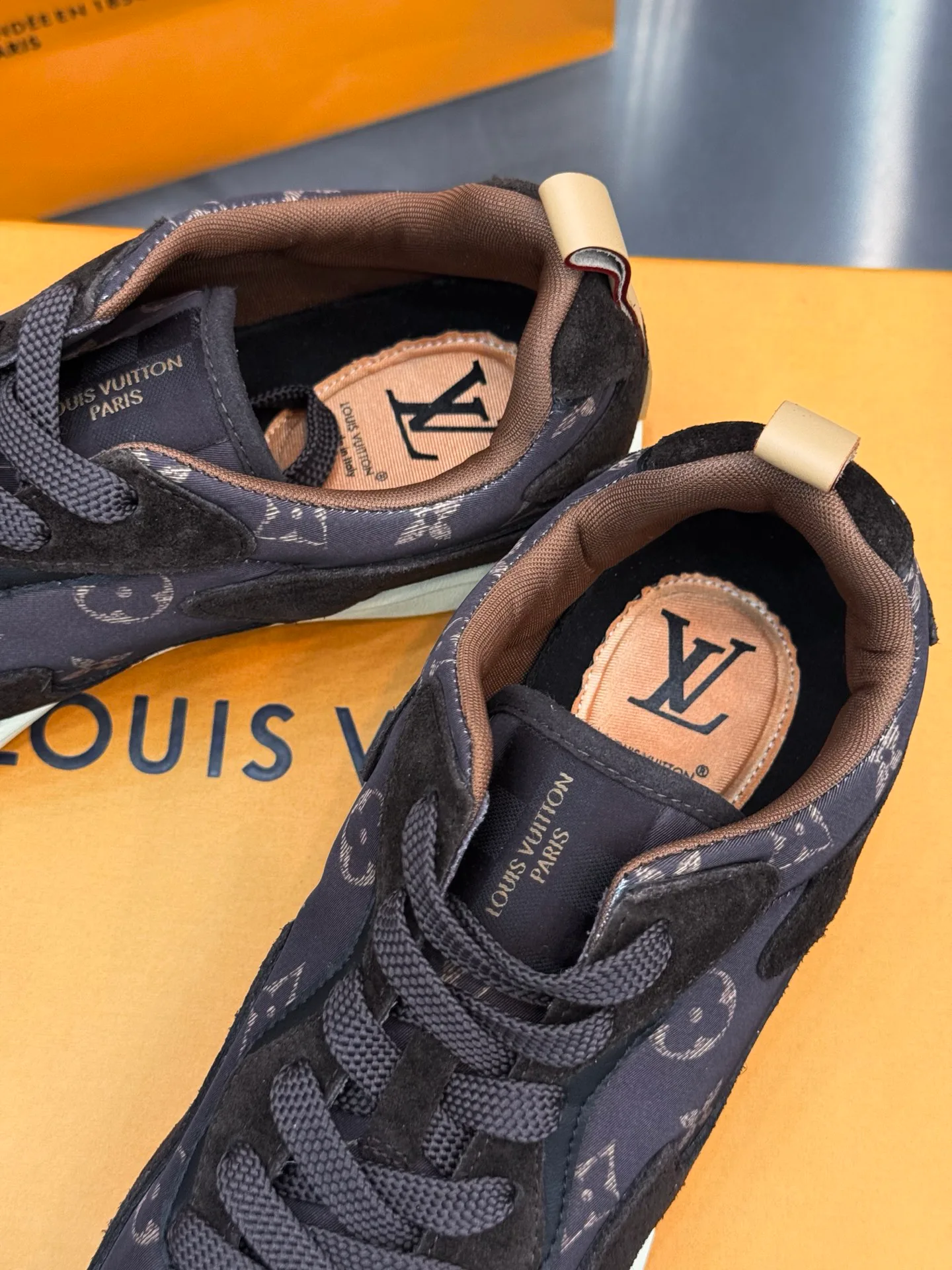 Кроссовки Мужские Louis Vuitton 18202640