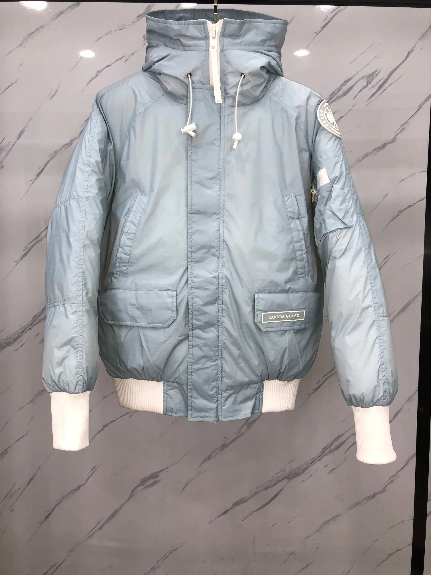Куртки И Пуховики Женские Canada Goose 1657464
