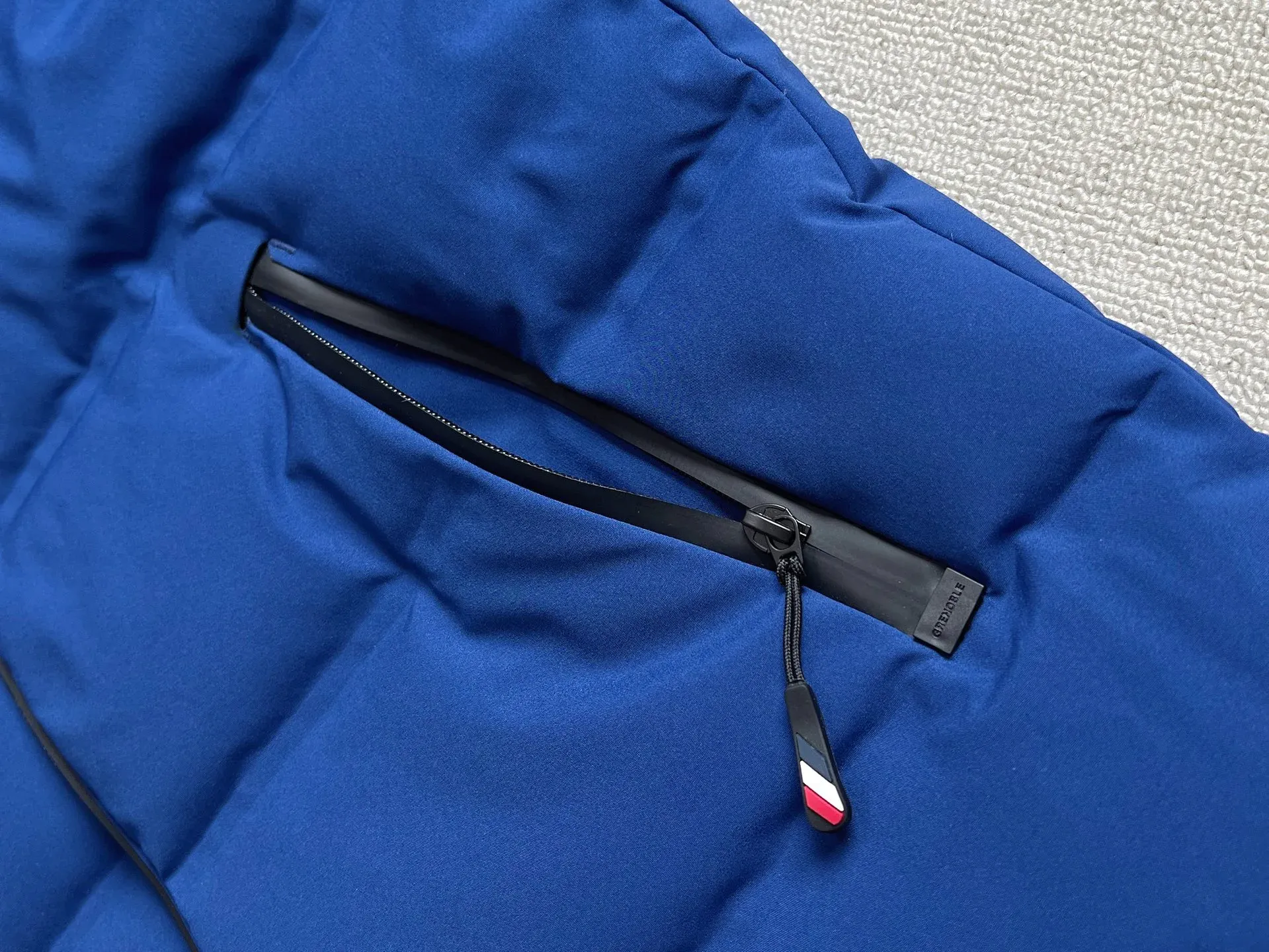 Куртки И Пуховики Мужские Moncler 4963721