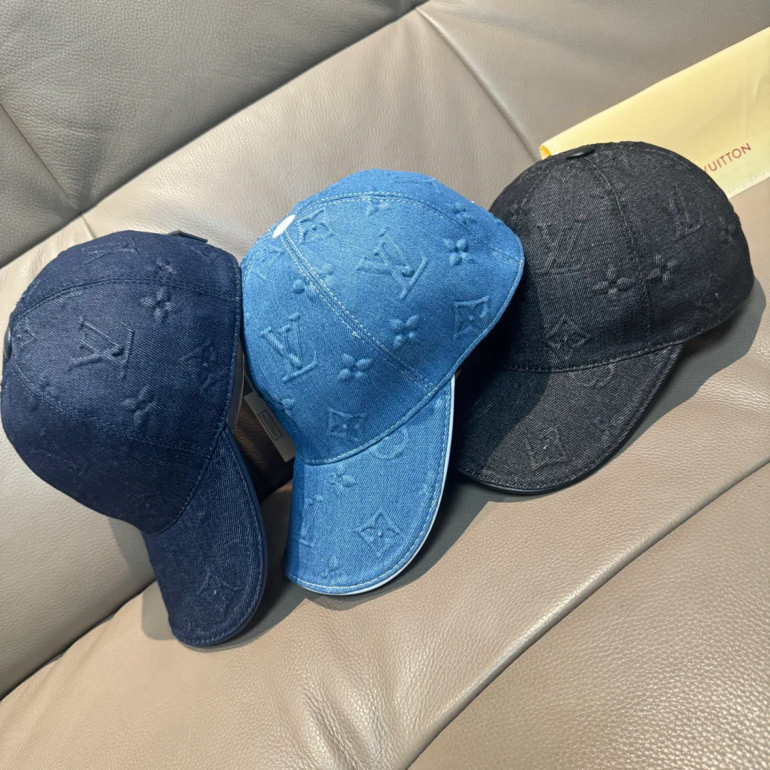 Головные Уборы Louis Vuitton 11529589