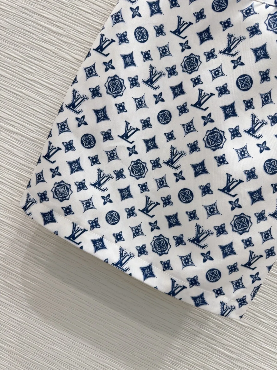 Платья Женские Louis Vuitton 8774