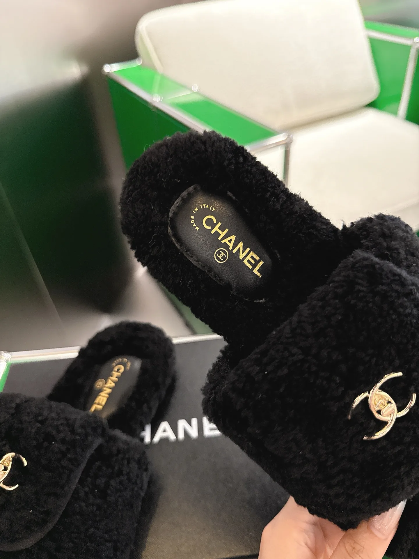Тапочки Женские Chanel 18324629