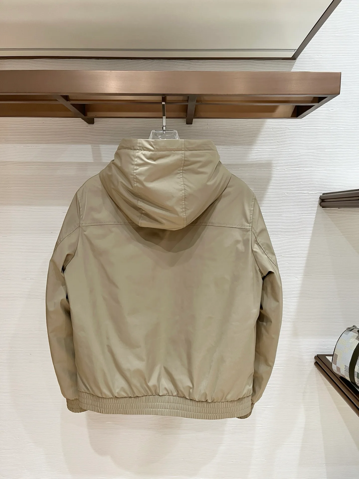 Куртки И Пуховики Женские Kiton 243832