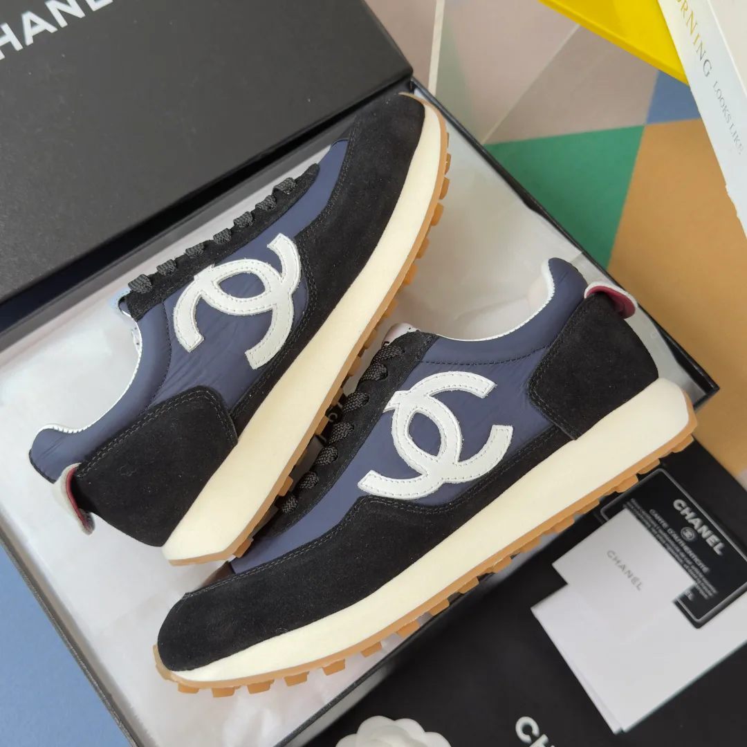 Кроссовки Женские Chanel 11235130