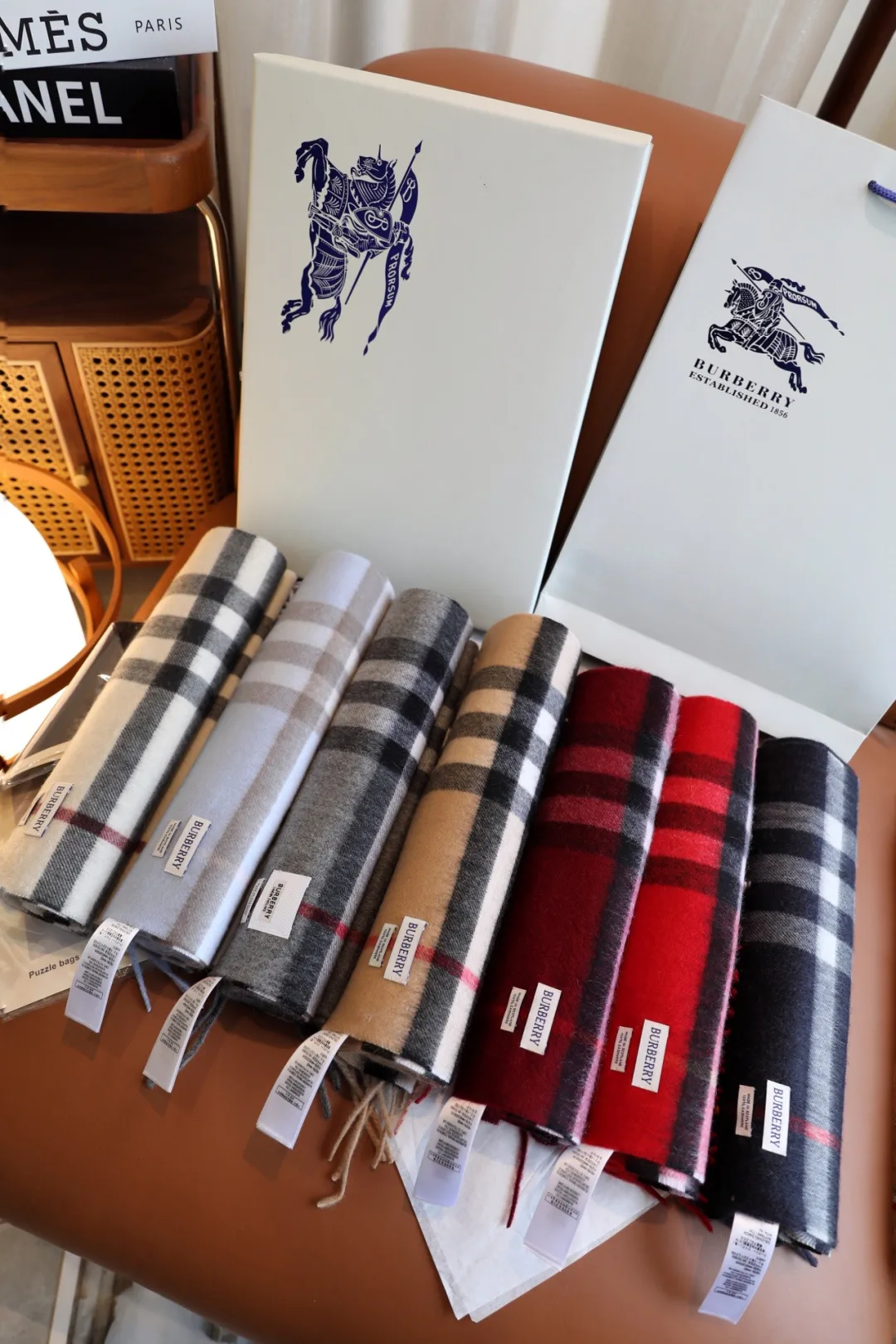 Шарфы Burberry 597374