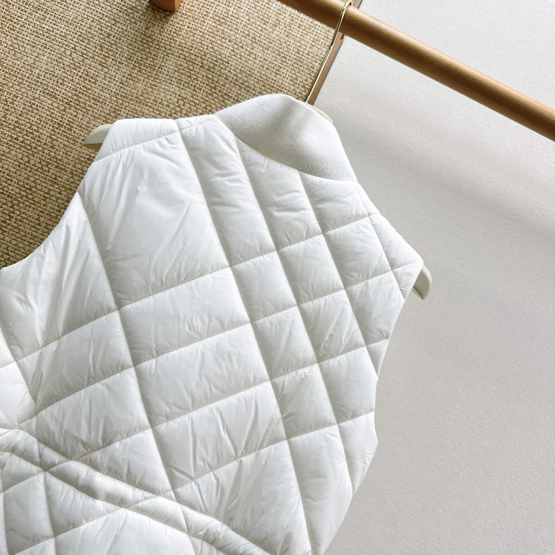 Жилеты Женские Burberry 18203523