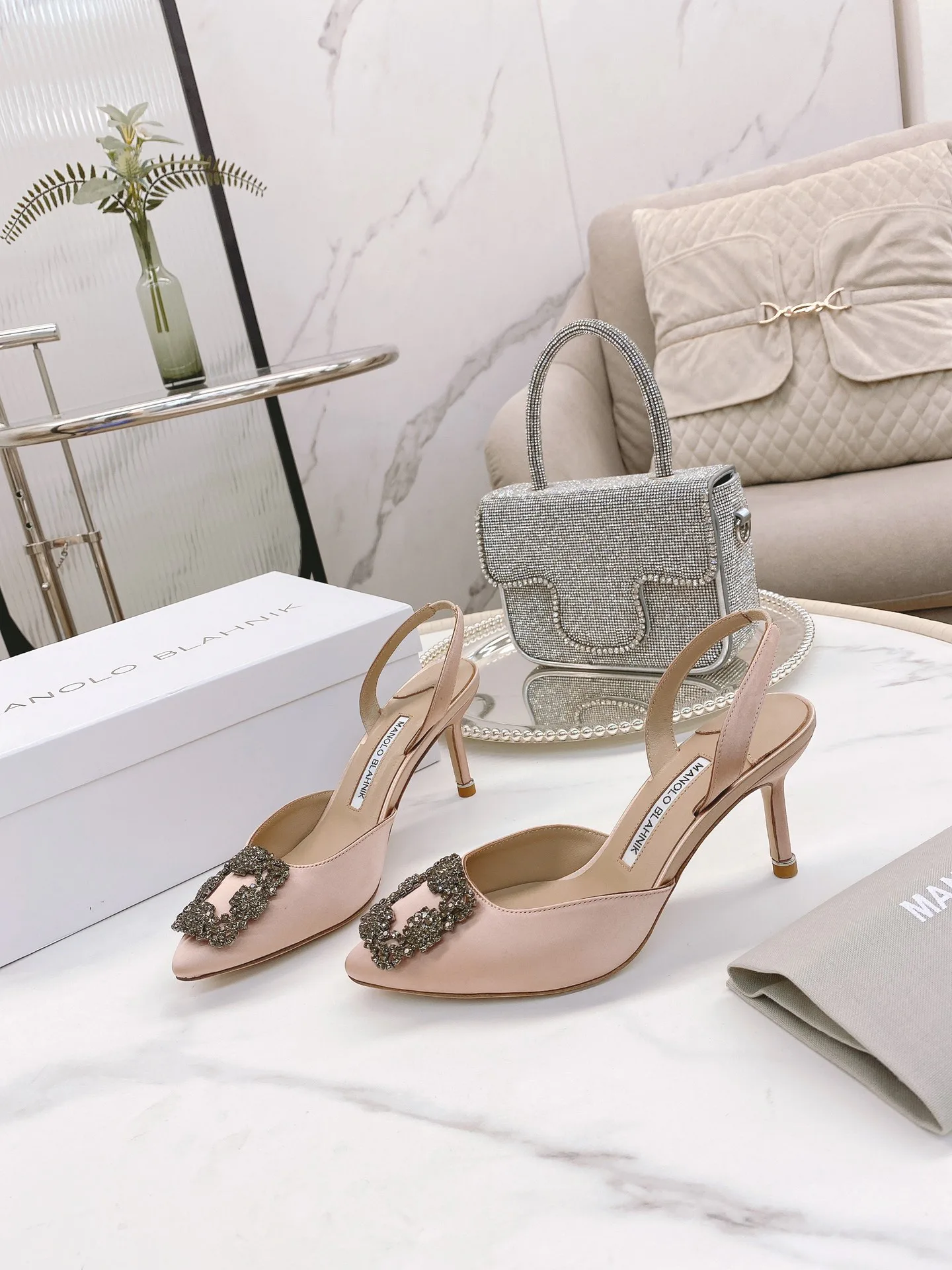 Туфли Женские Manolo Blahnik 18482415