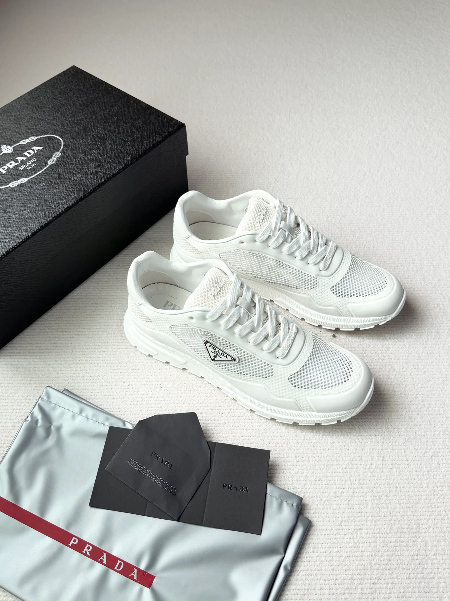 Кроссовки Мужские Prada 13440964