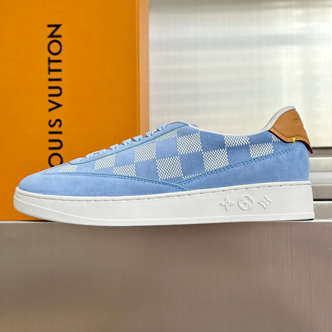 Кроссовки Женские Louis Vuitton 17910629