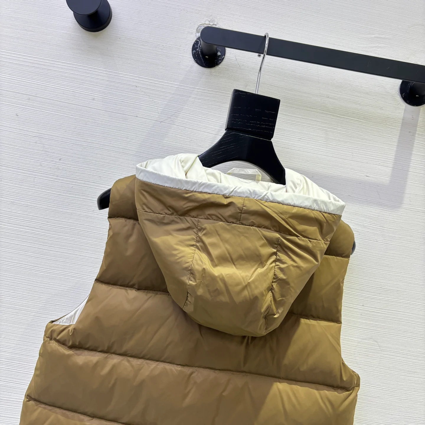 Жилеты Женские Brunello Cucinelli 656490