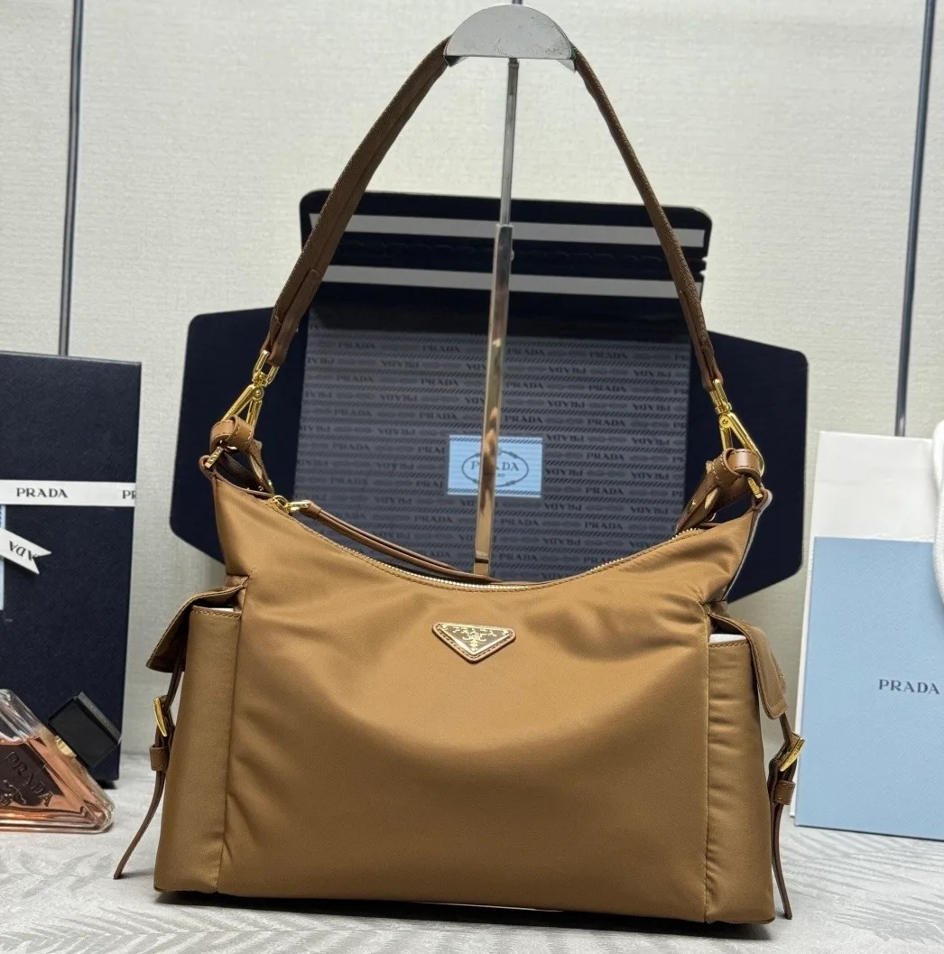 Сумки На Ремне Женские Prada 12583849