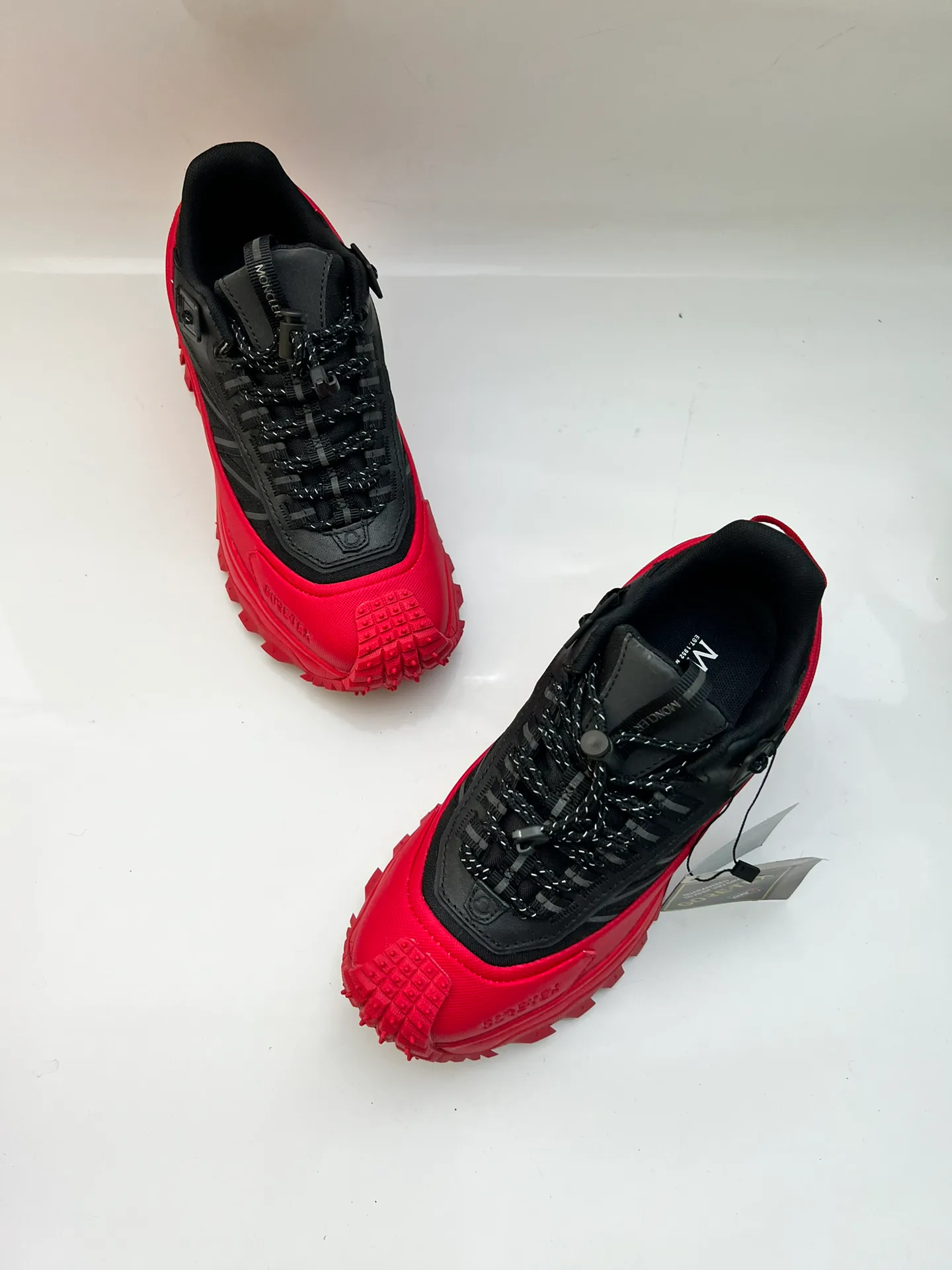 Кроссовки Женские Moncler 10404679