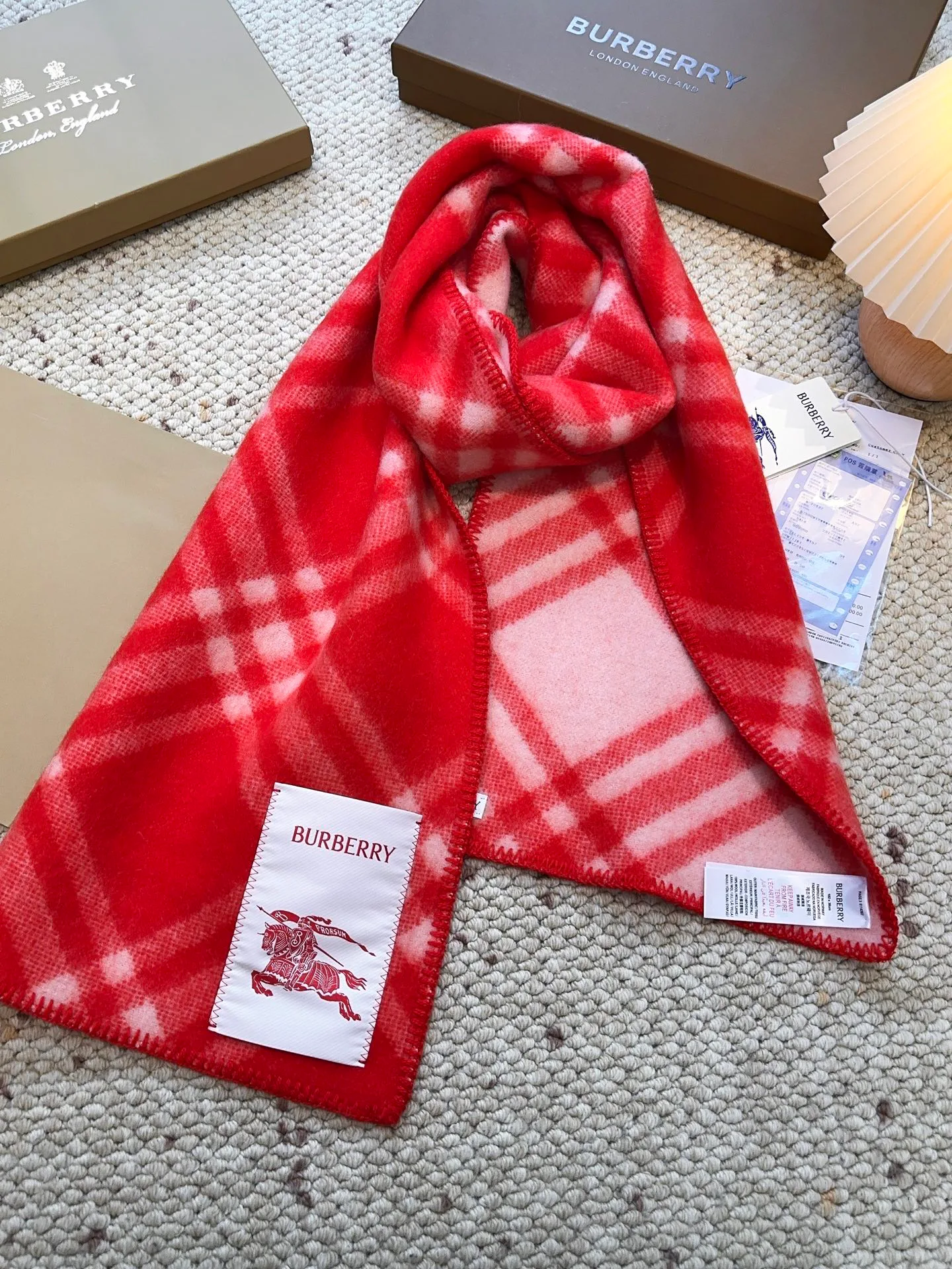 Шарфы Burberry 18401219