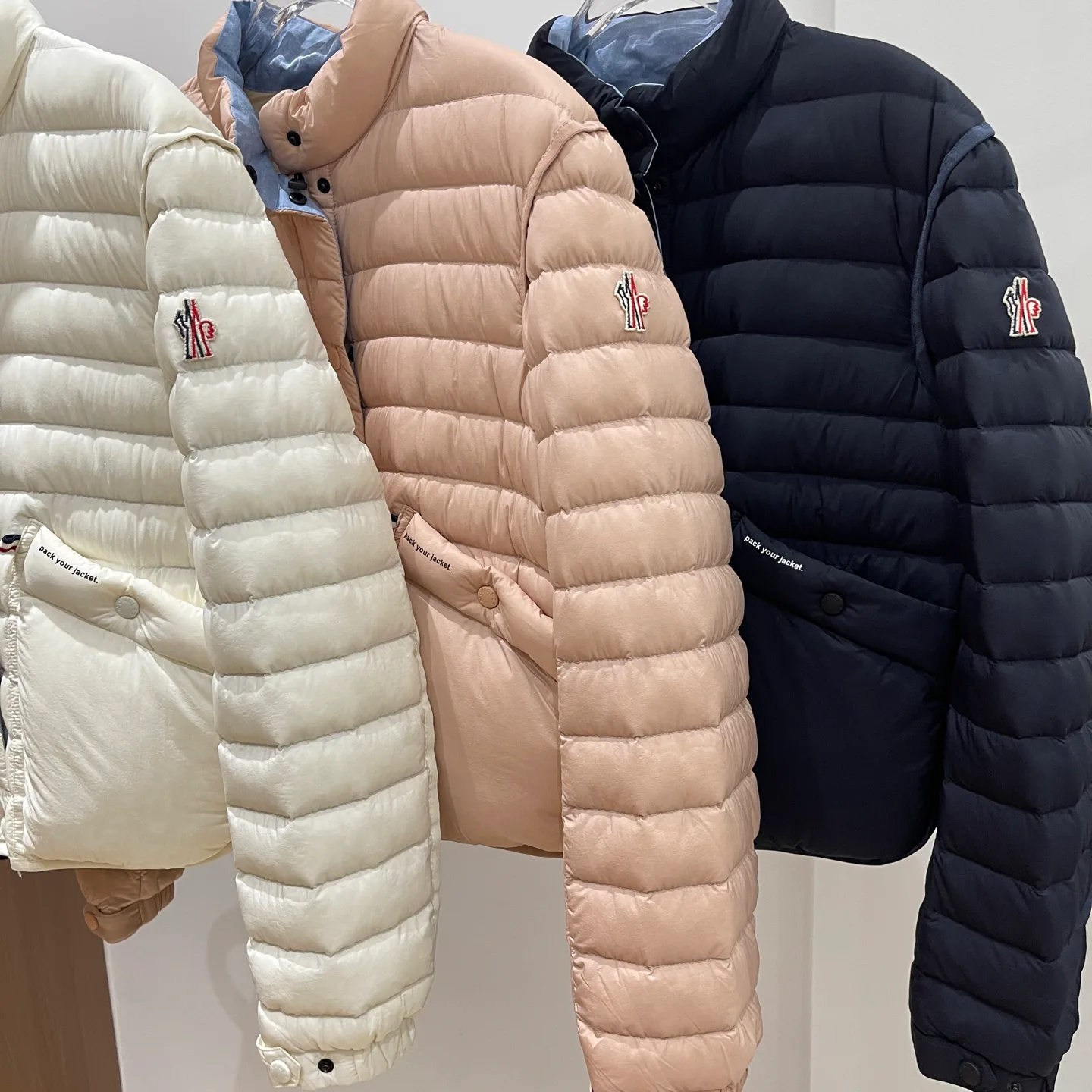 Куртки И Пуховики Женские Moncler 18710190