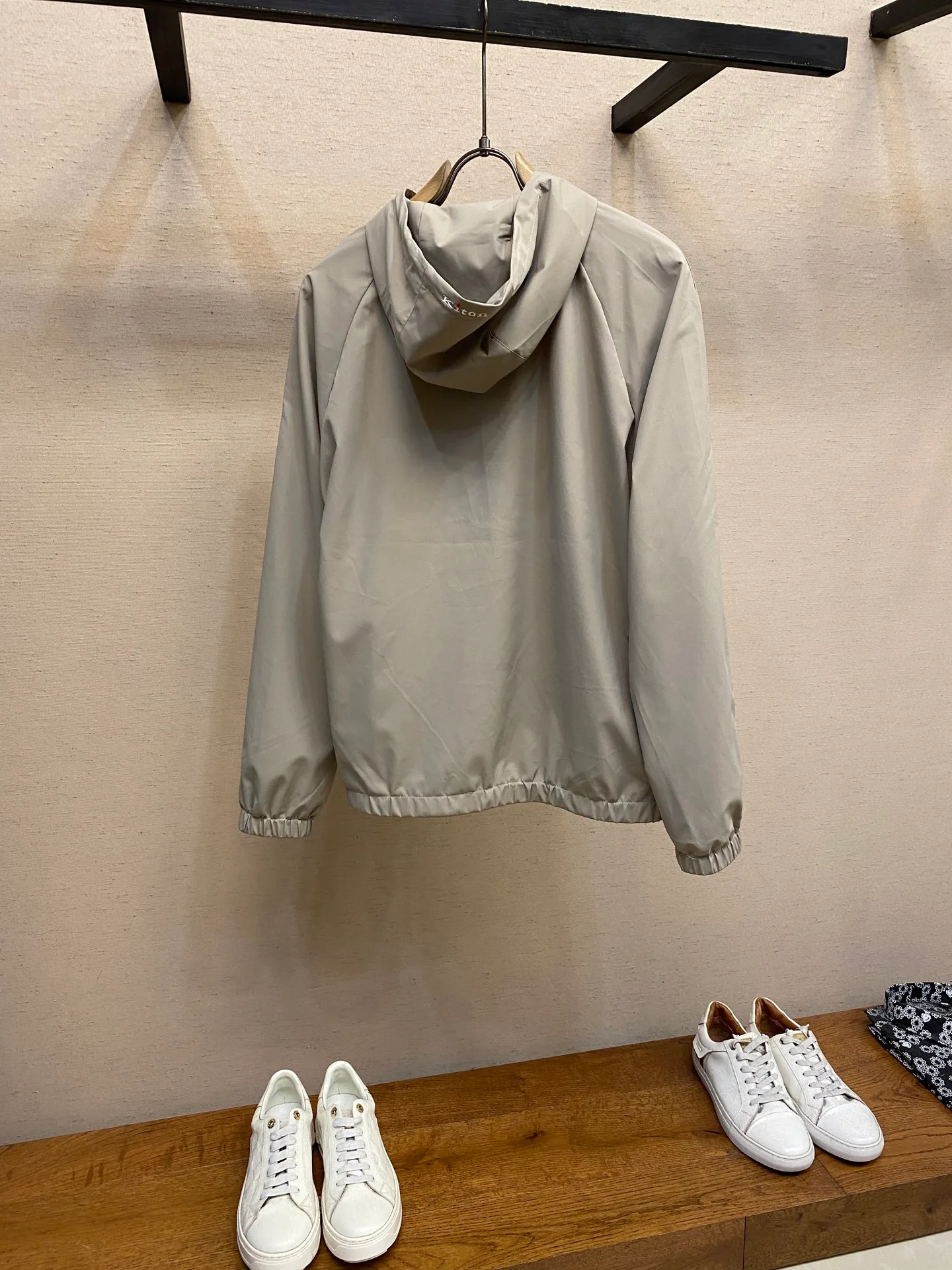 Куртки И Пуховики Мужские Kiton 558494