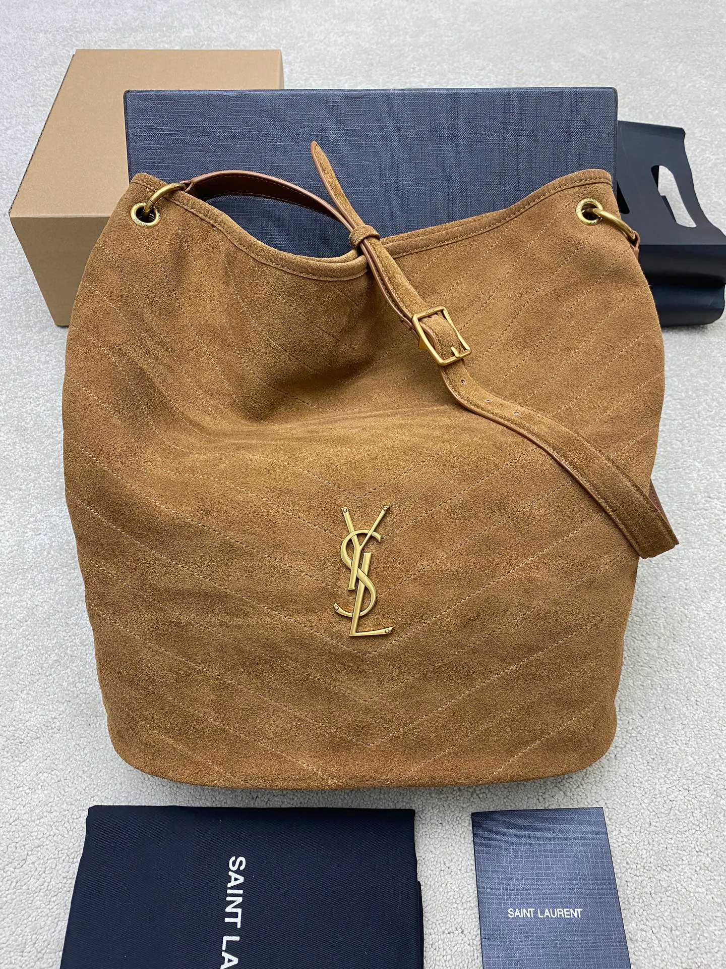 Классические Сумки Женские Saint Laurent 1967424