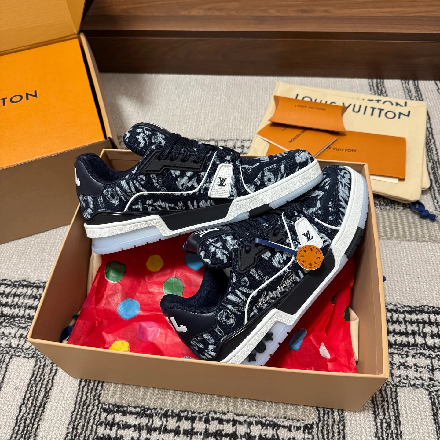 Кроссовки Женские Louis Vuitton 1546747