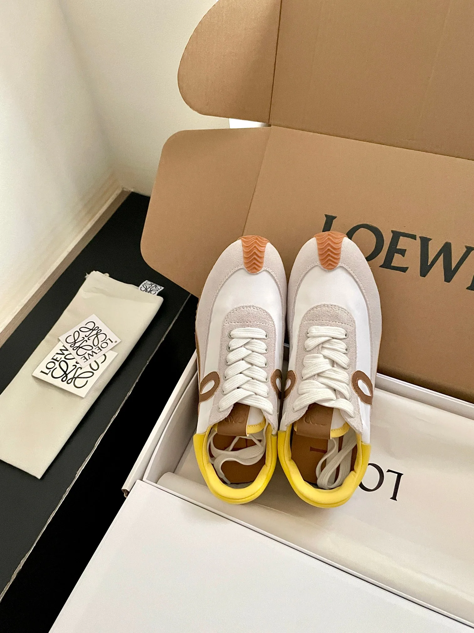 Кроссовки Женские Loewe 10822571