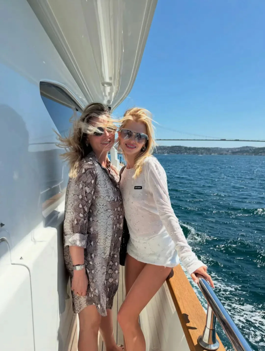 Лонгсливы Женские Miu Miu 1286849