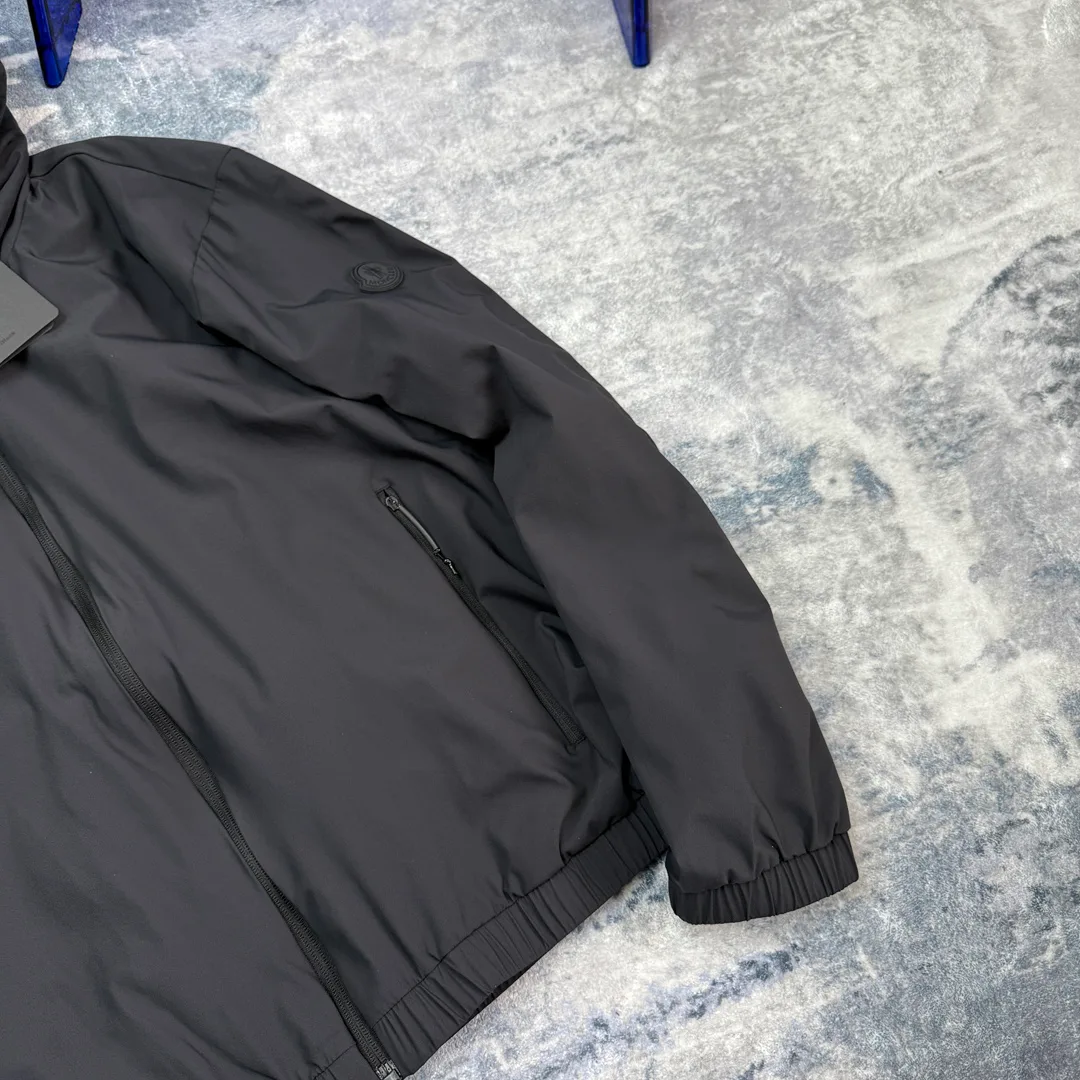 Куртки И Пуховики Мужские Moncler 20401